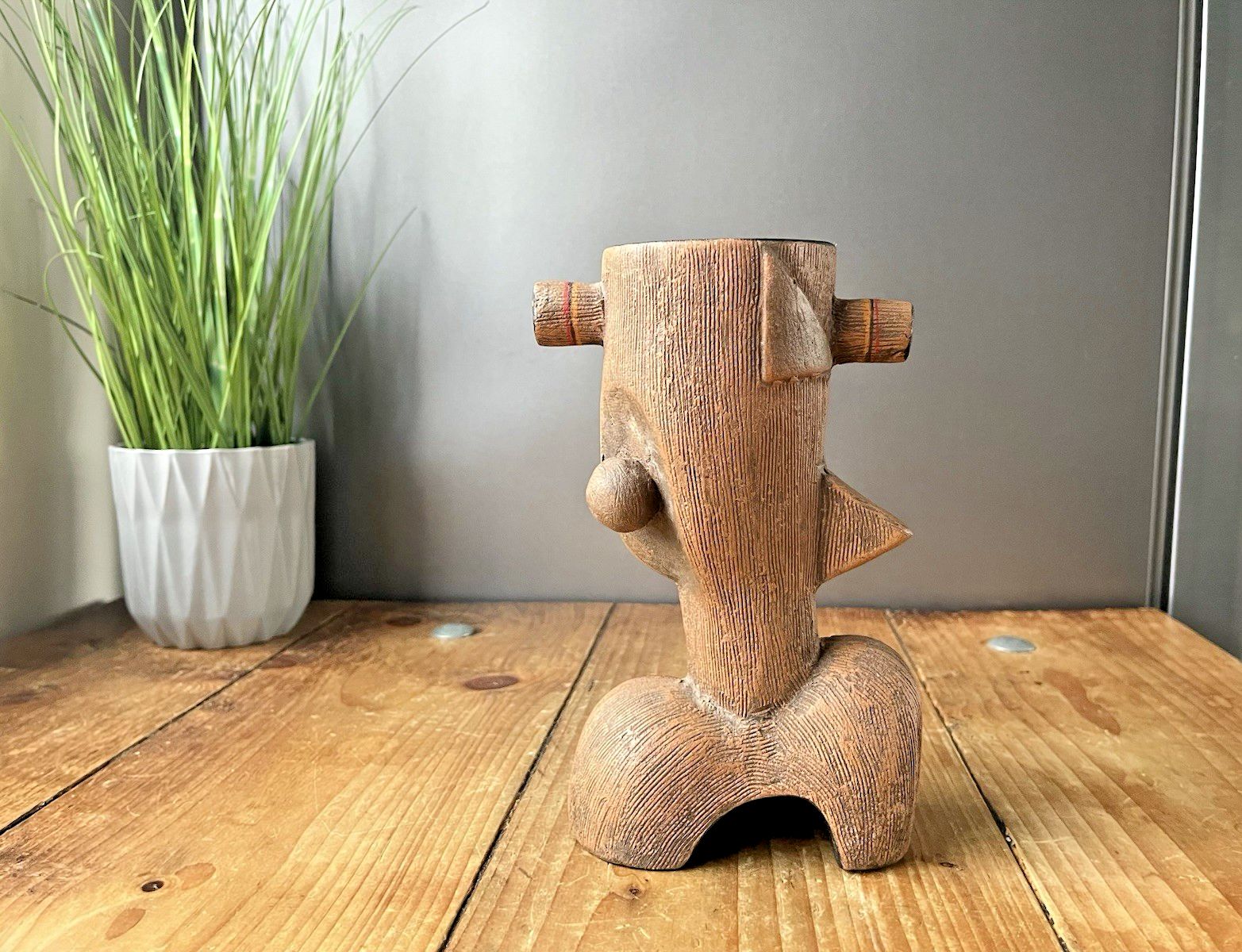 Mid Century Modernist Picasso Style Cubist Abstract Pottery Face Sculpture Vase photo vinterior