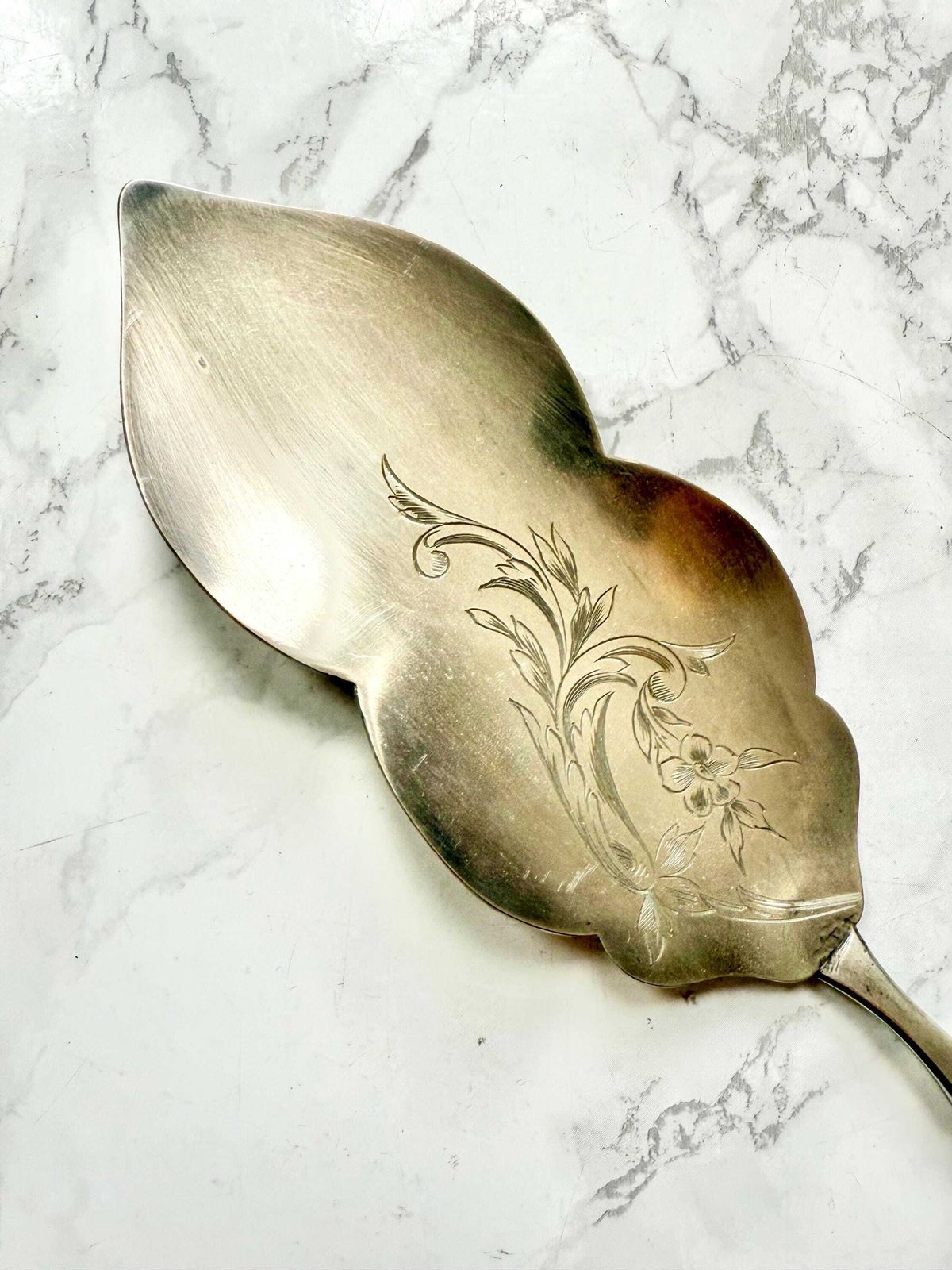 Antique French Cake Slice Or Tart Shovel Marie Antoinette Style Classical Chateau Original Case Silver Plated Sterling Silver Handle photo for sale