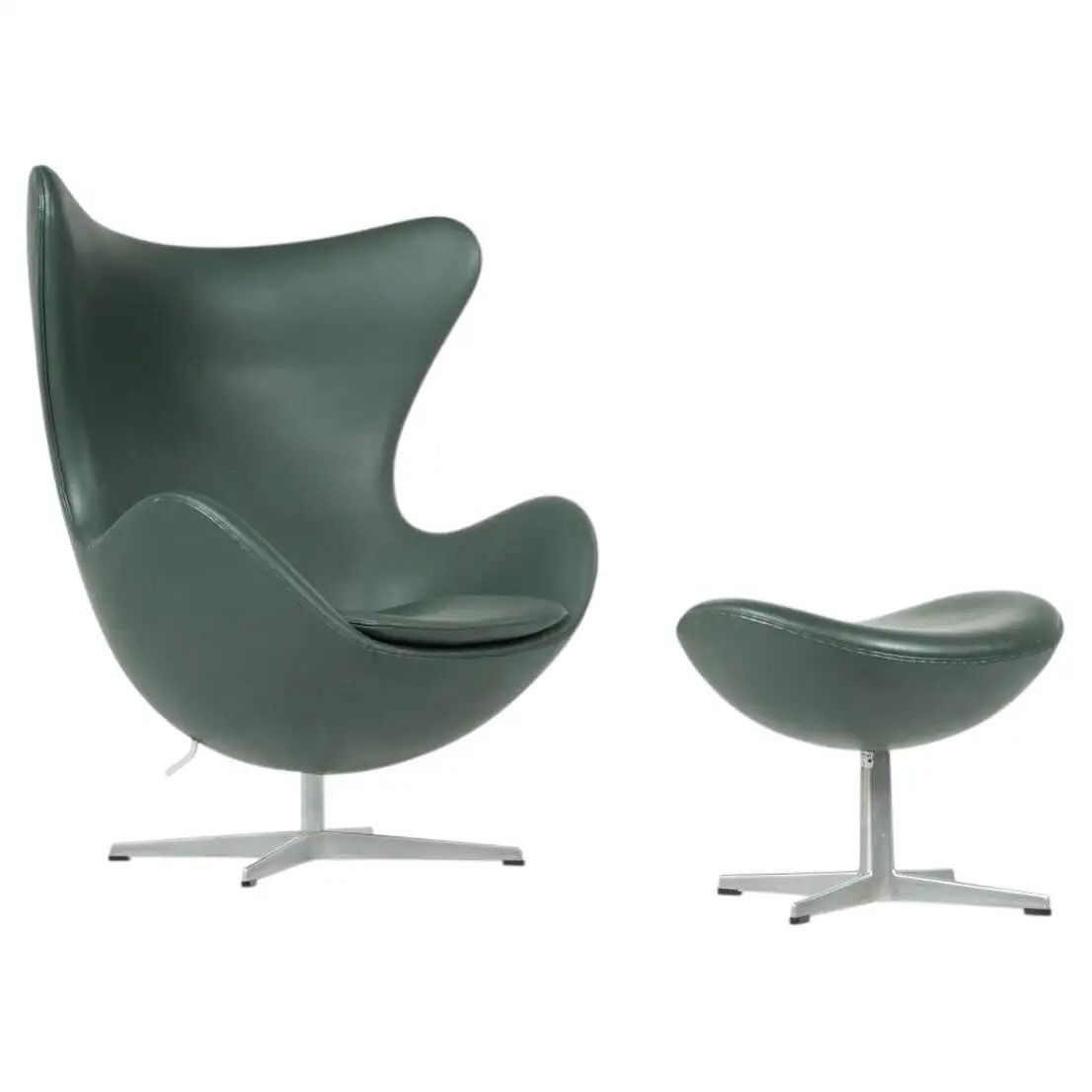Egg Chair And Ottoman By Arne Jacobsen For Fritz Hansen, 2000s photo furniture