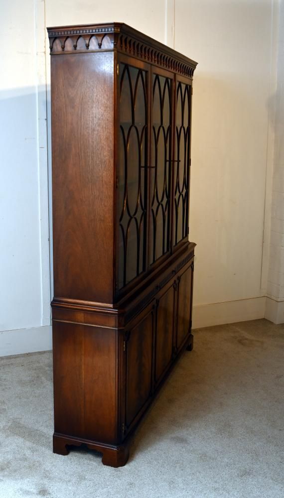 photo vintage Georgian Revival Bookcase Mahogany By Bevan And Funnell 1910