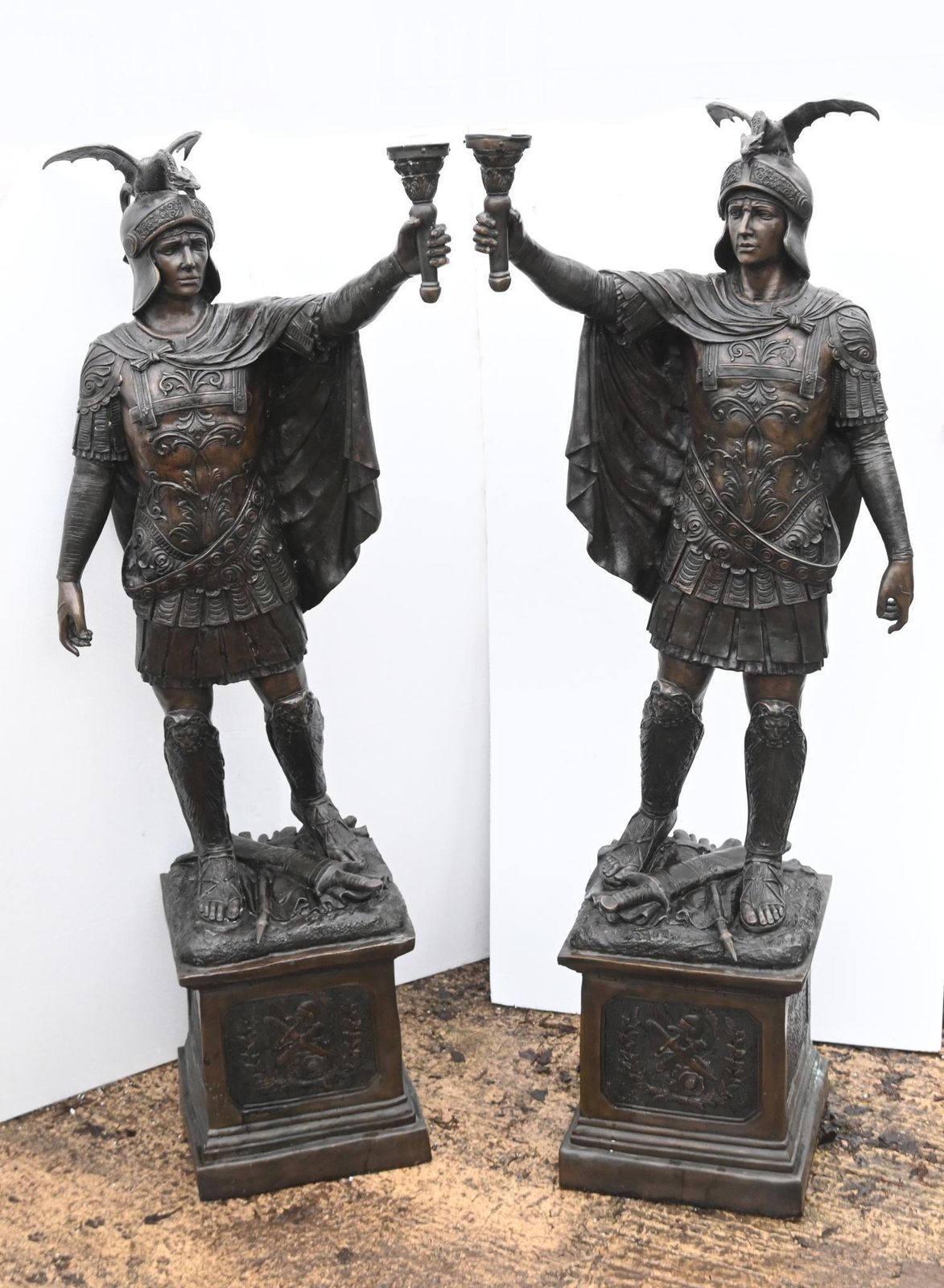 Xl Bronze Roman Gladiator Statues Lamps Figures 8 Ft 246 Cm Security Guards photo furniture