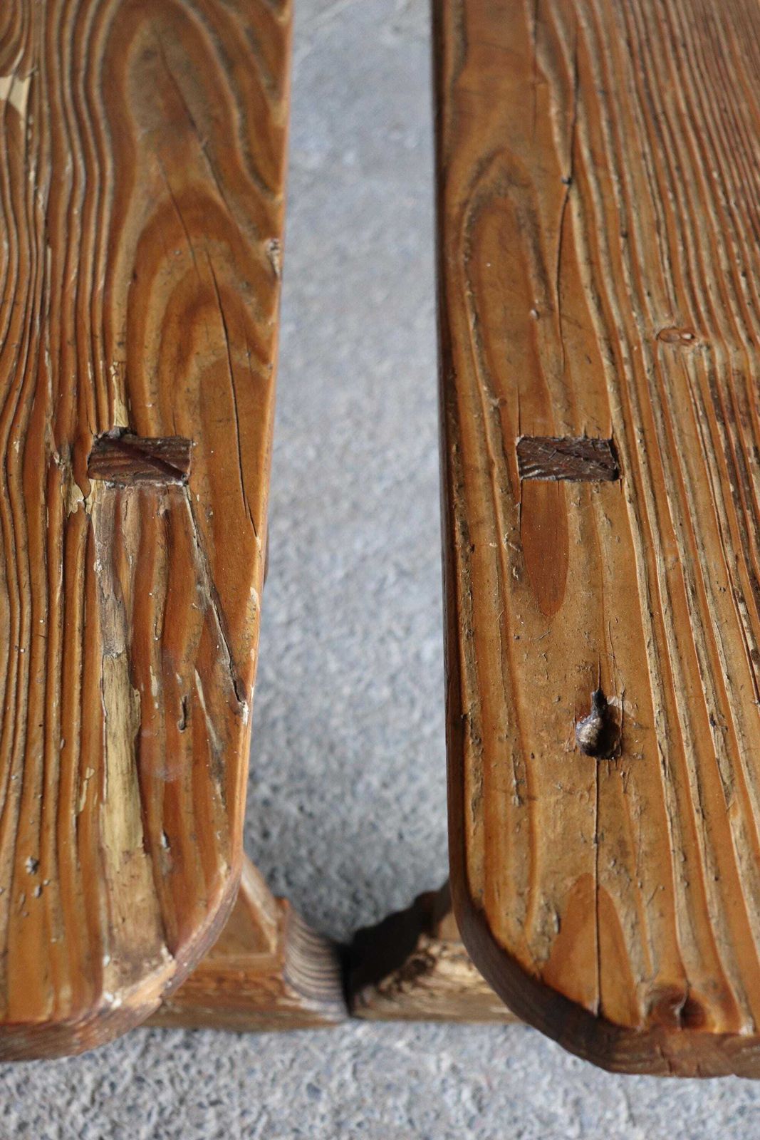 photo vinterior Superb Matching Pair Of Rustic 7ft French Pine Refectory Benches