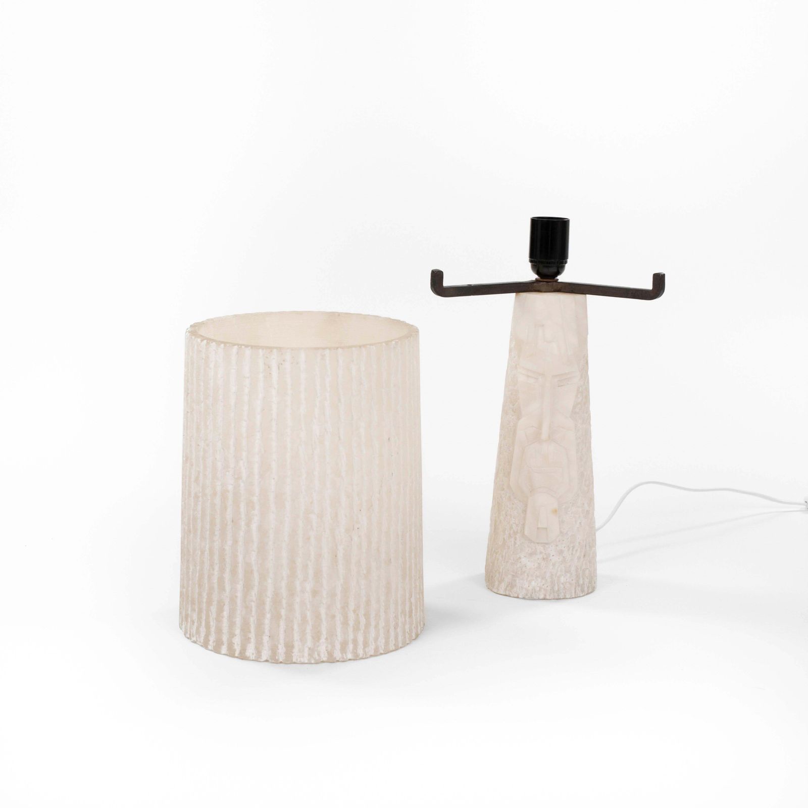 French Mid Century Alabaster Table Lamp With A Carved Geometric Face, 1960s photo Lighting