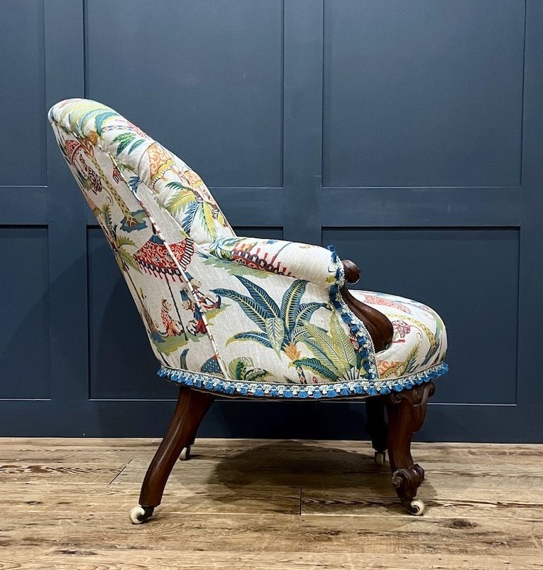 An Antique English Nursing / Bedroom Chair photo 910.0