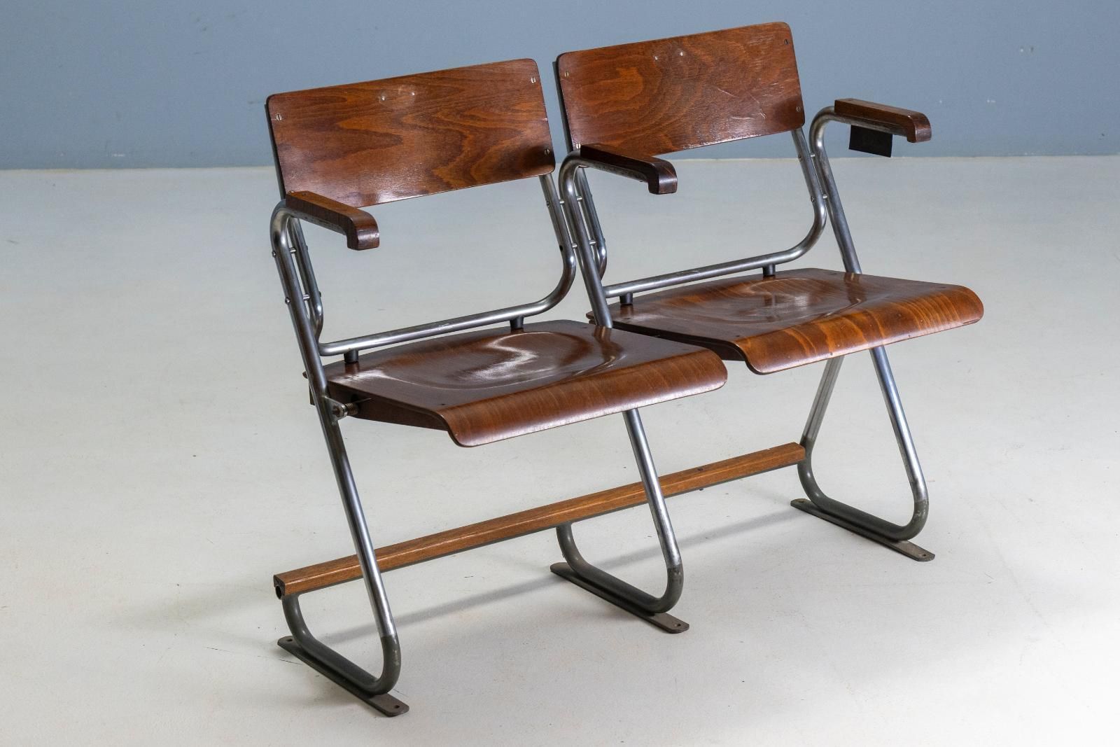 Tweezits Klapbank, Bauhaus Stijl, Jaren 1930, Tsjecho Slowakije photo 1712.0