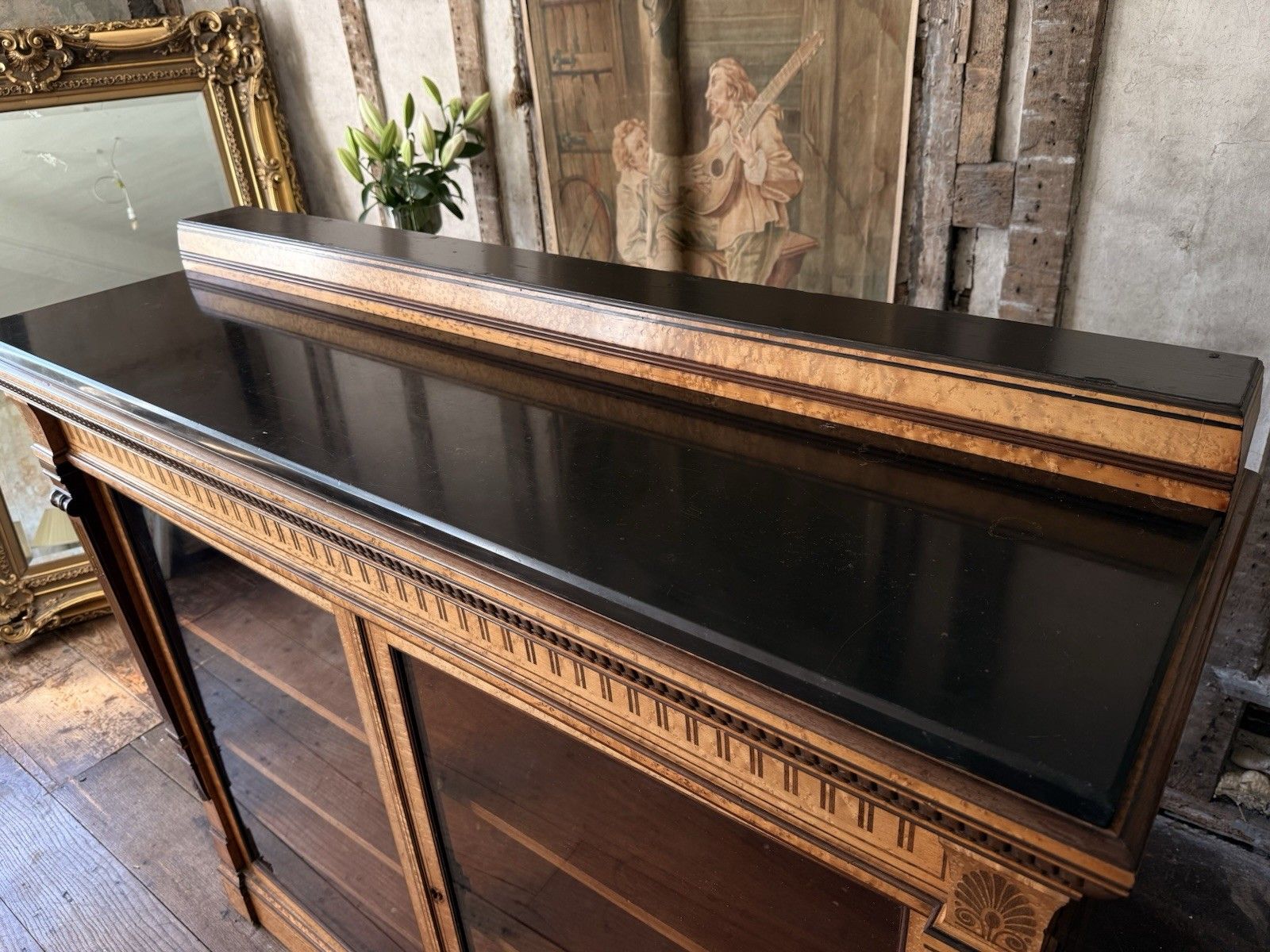 photo vintage Lamb Of Manchester Burr Walnut Antique Display Cabinet Sideboard Granite Top