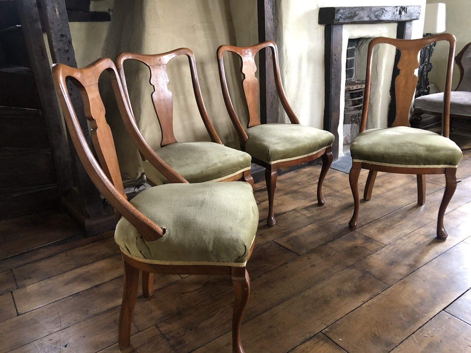 Elegantly Curved Queen Anne Vintage Antique Olive Green Velvet Chairs X 4 photo furniture