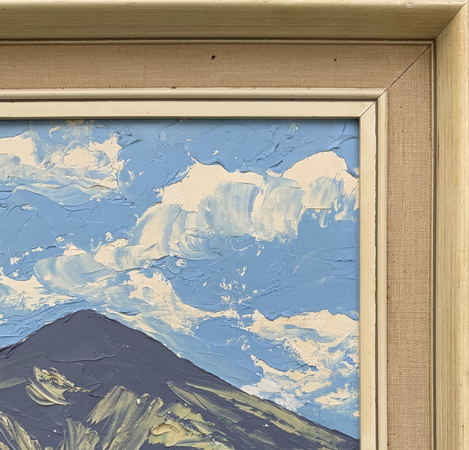 photo vinterior Scottish Impressionist Impasto Oil Painting Mountainous Landscape Mid Century