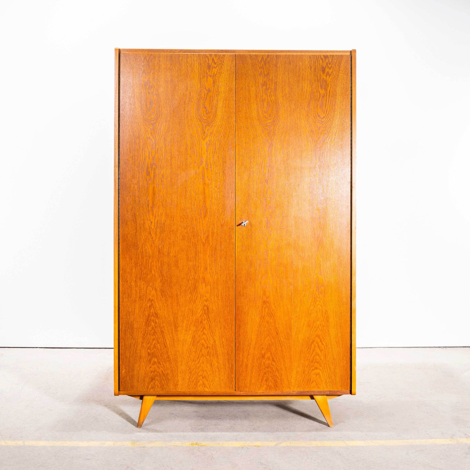 1960’s Large Mid Century Cabinet – Book Matched Oak