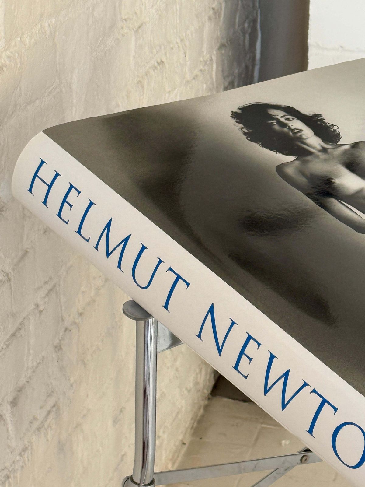Helmut Newton Sumo Starck Stand Taschen Make Offer photo Furniture