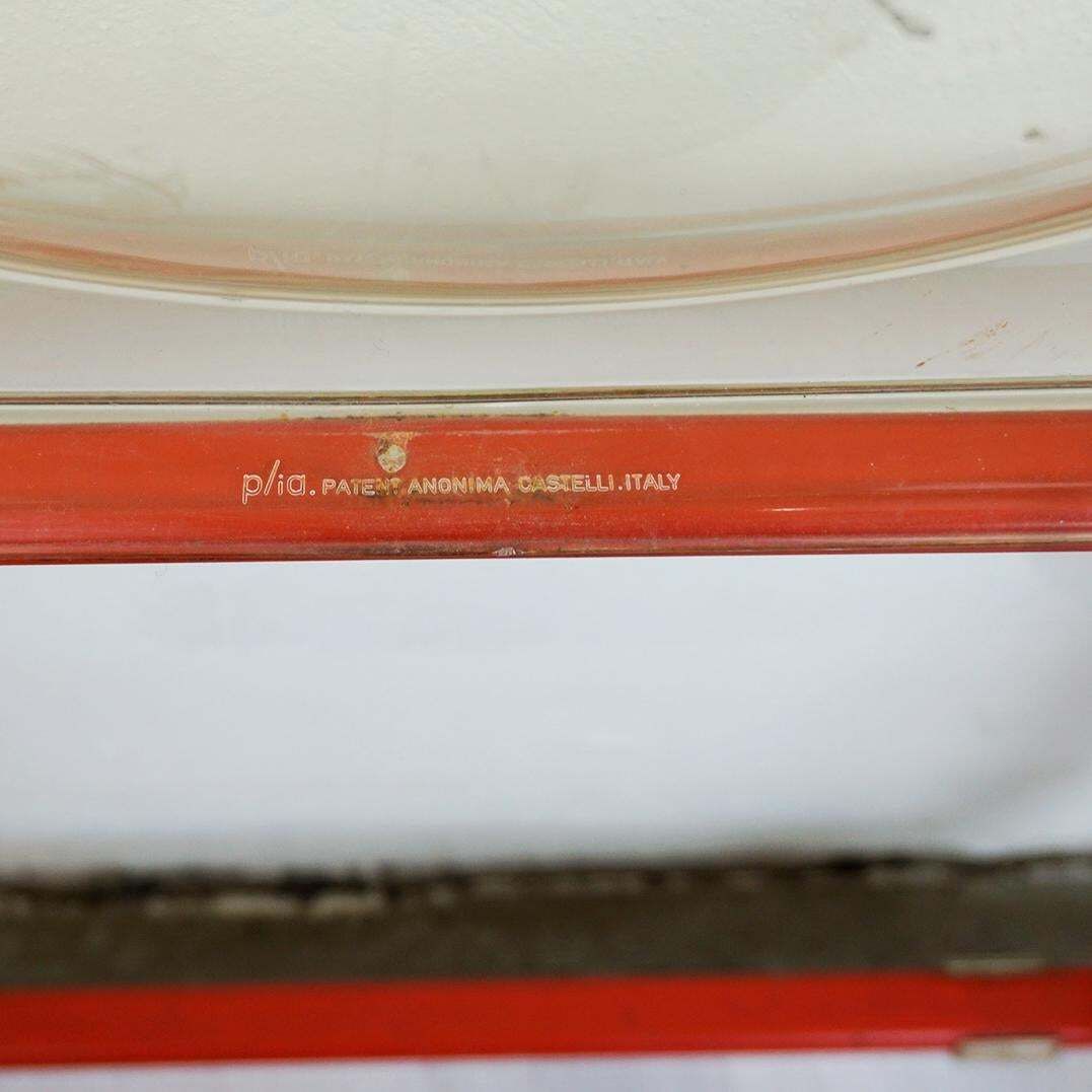 photo vintage Red Plia Lucite Folding Chair By G. Piretti For Castelli Italy