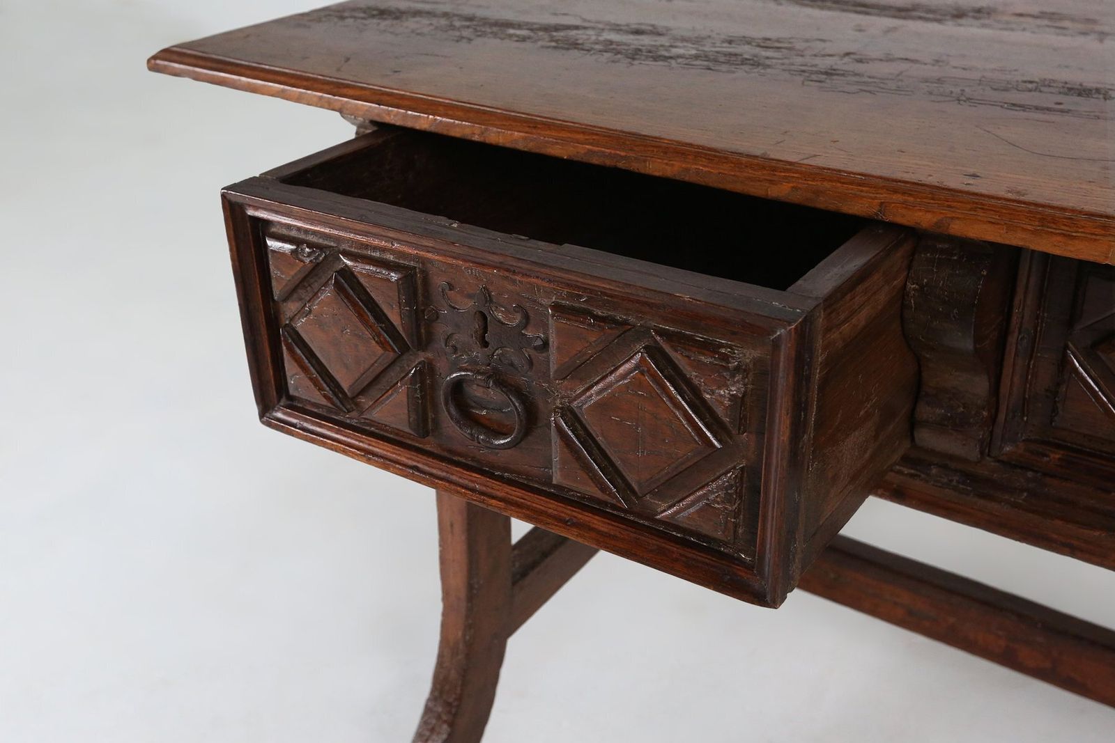 Antique Spanish Console Table In Carved Oak With Drawers, 1700s photo vintage