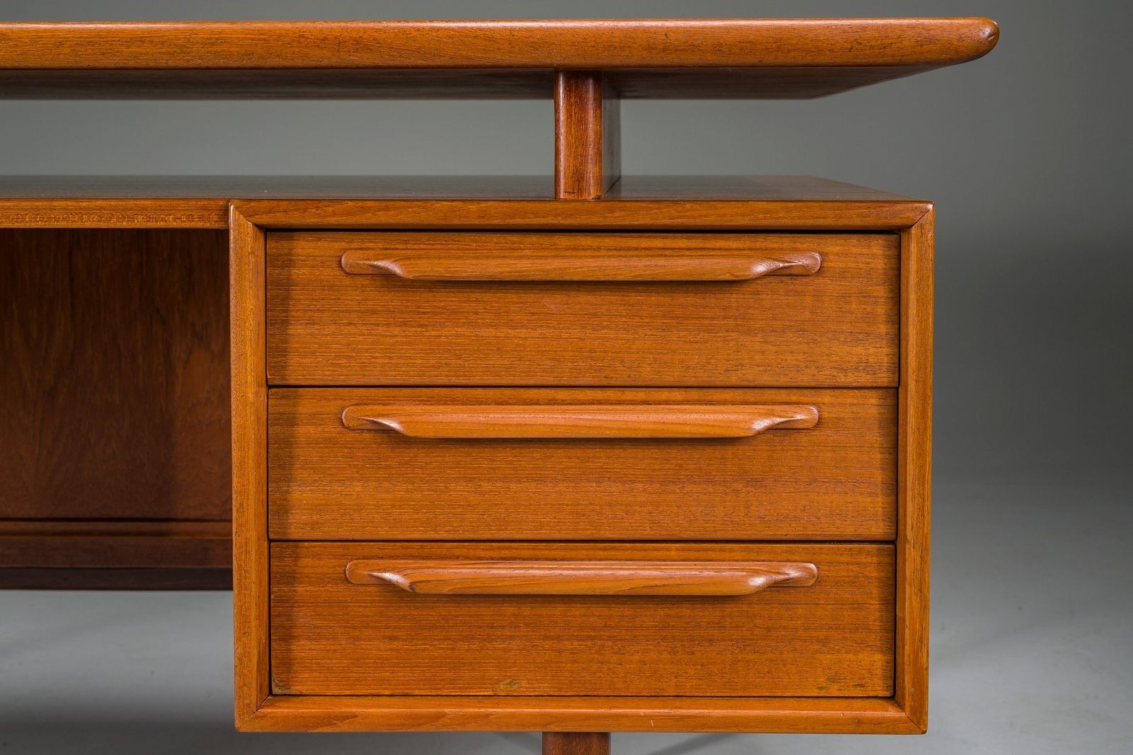 Model Rt200 Desk In Teak By Heinrich Riestenpatt, Germany, 1960s photo Furniture