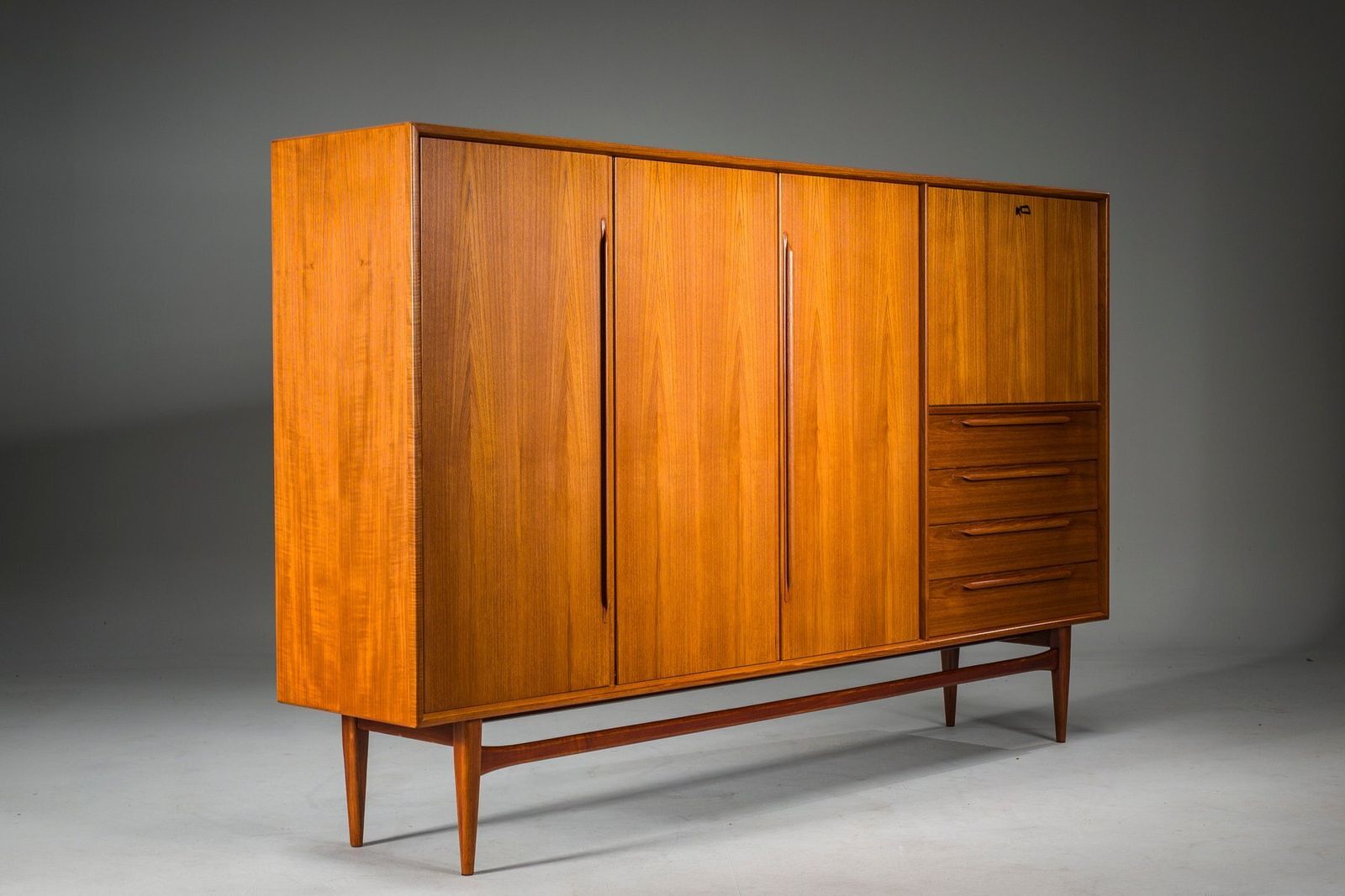 Furniture Highboard By Heinrich Riestenpatt For Rt 200 Möbel, Germany, 1960s photo