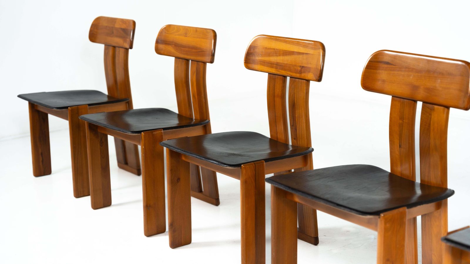 photo for sale Set Of 6 " Sapporo" Chairs By Mario Marenco For Mobilgirgi, 1970s