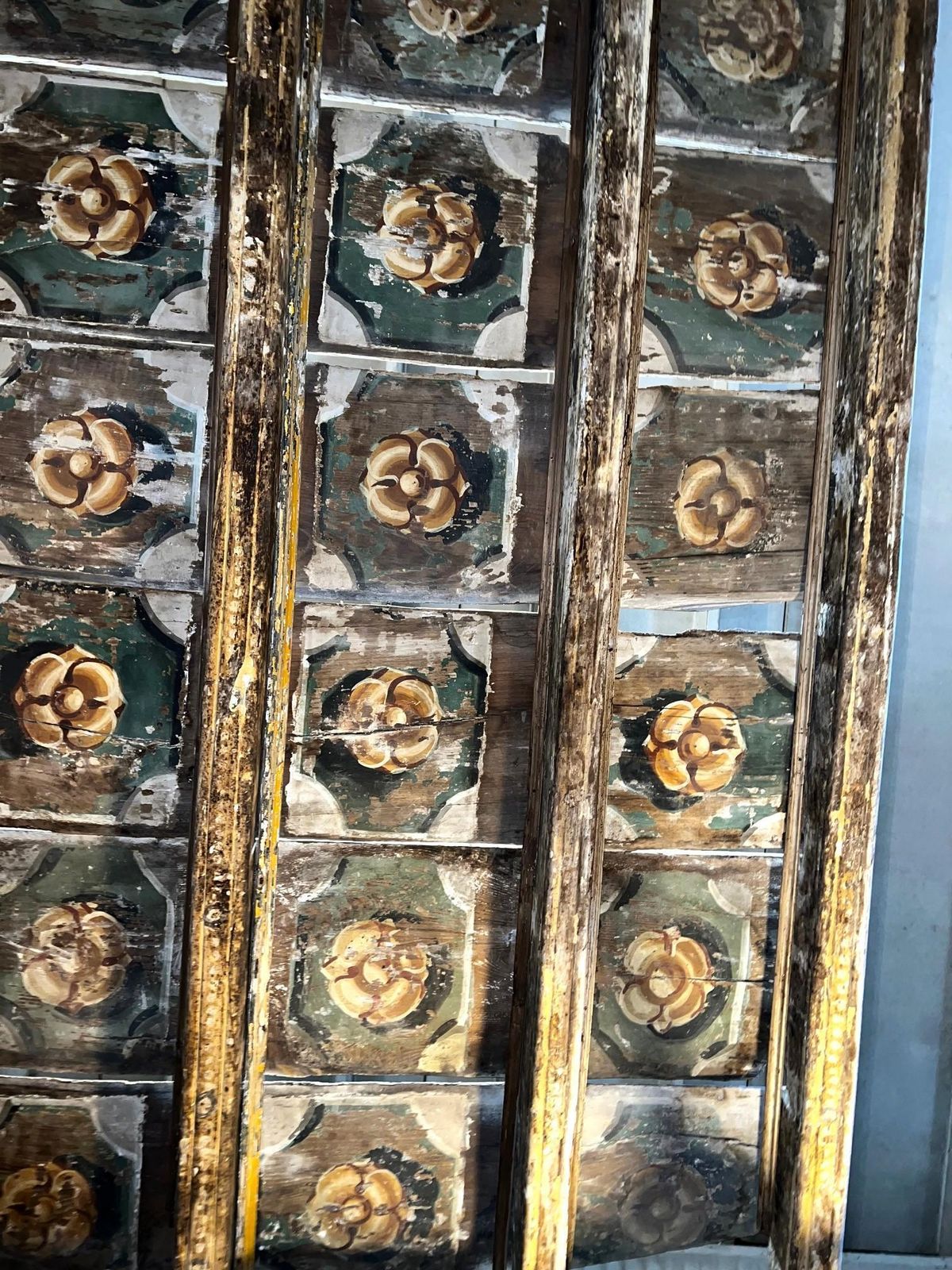 Painted Wooden Plank Ceiling With Tiles, 14 Sqm, Italy photo buy