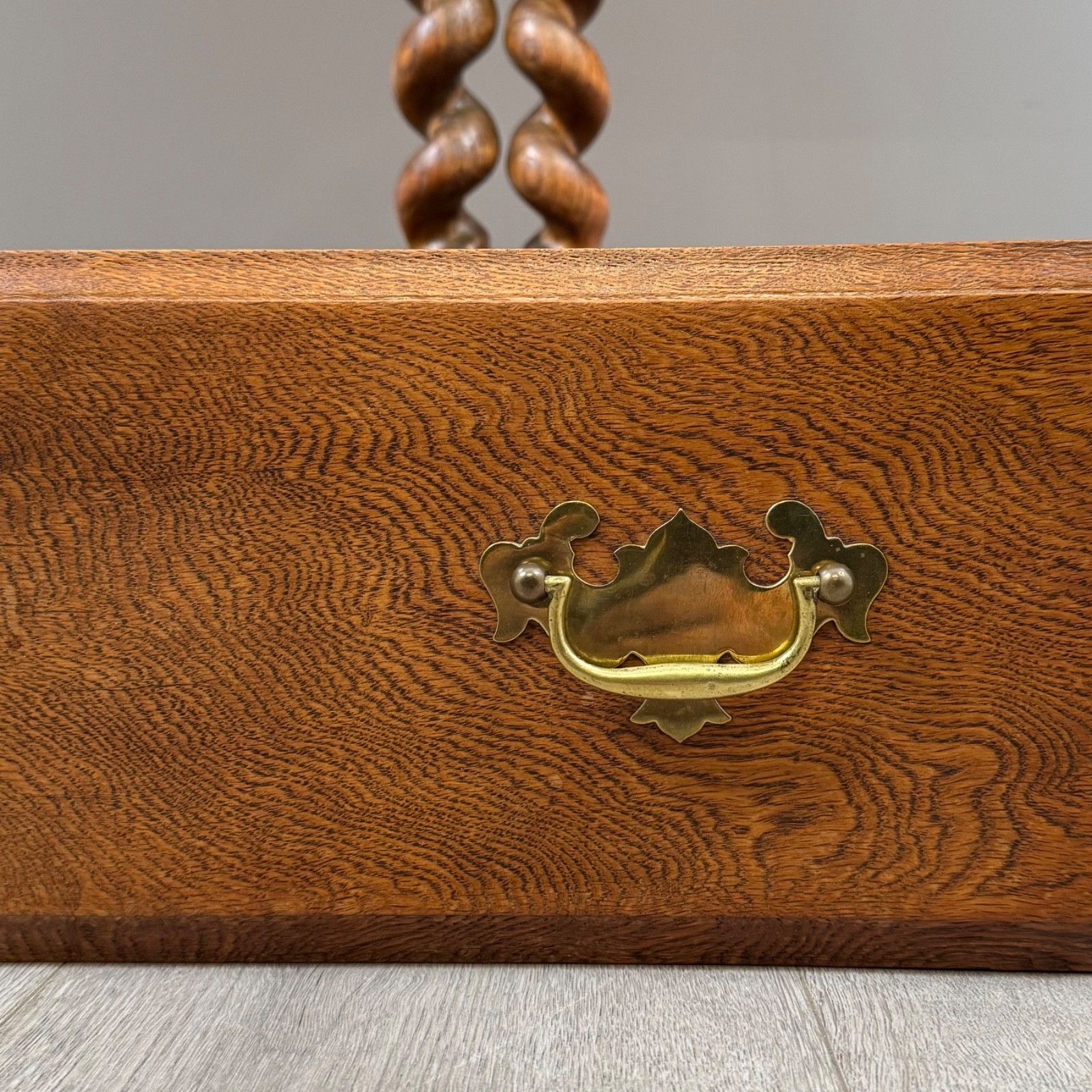 1250.0 Antique 20th Century Barley Twist Dresser In Golden Oak ( Af 5329 ) photo