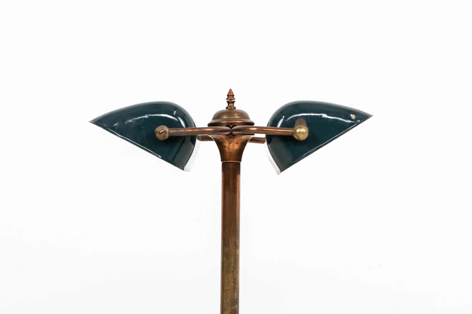 Early 20th Century Double Headed Copper Bankers Lamp photo furniture