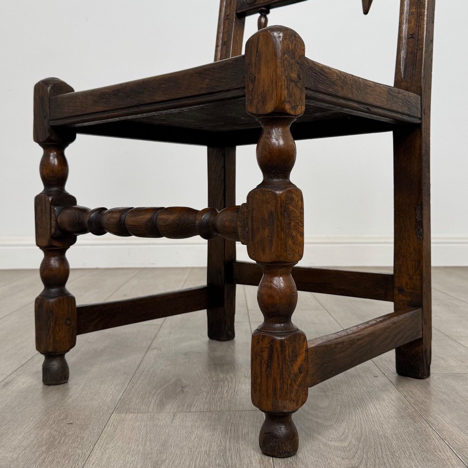 Antique 20th Century Set Of 4 Jacobean Style Oak Dining Chairs ( Af 5372 ) photo 495.0