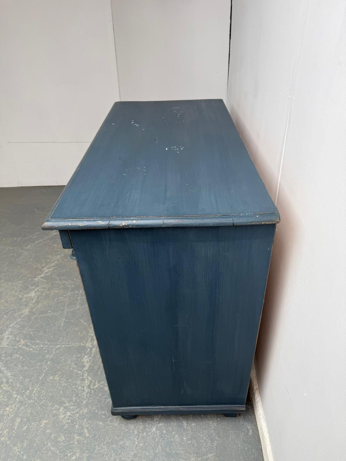 An Original Pine Victorian Painted Blue Carved 3 Drawer Chest Of Drawers photo vinterior
