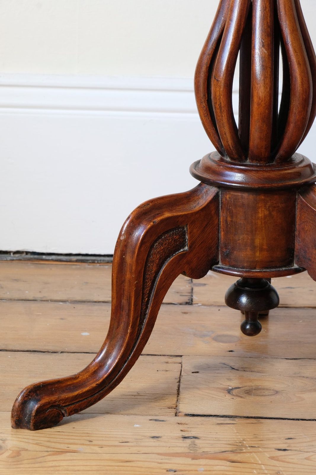 photo for sale Late Victorian Mahogany Oval Tilt Top Tripod Table