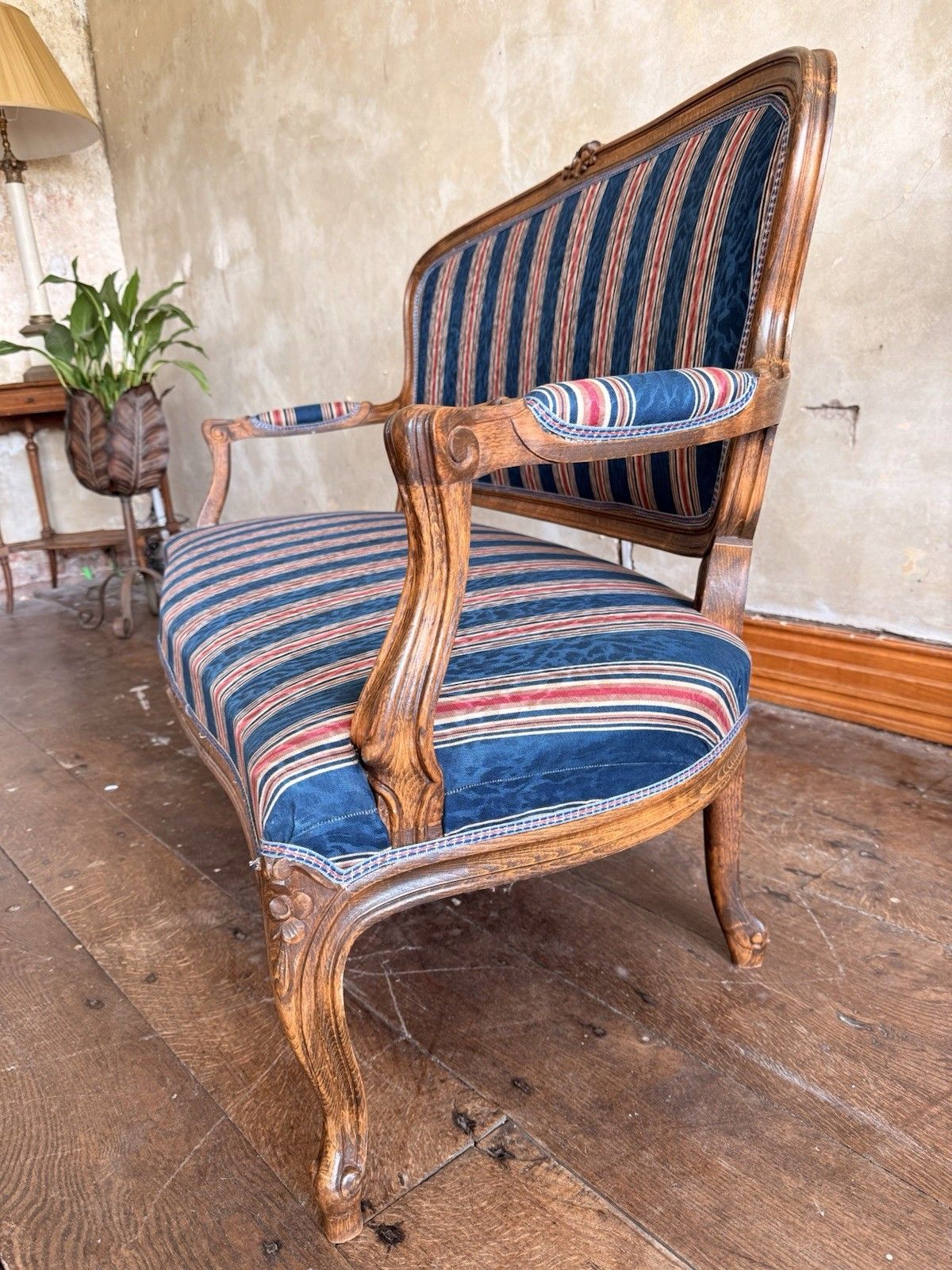 photo furniture Antique Continental  Louis XV Deep Blue Red Stripe Chaise Longue Settee Sofa