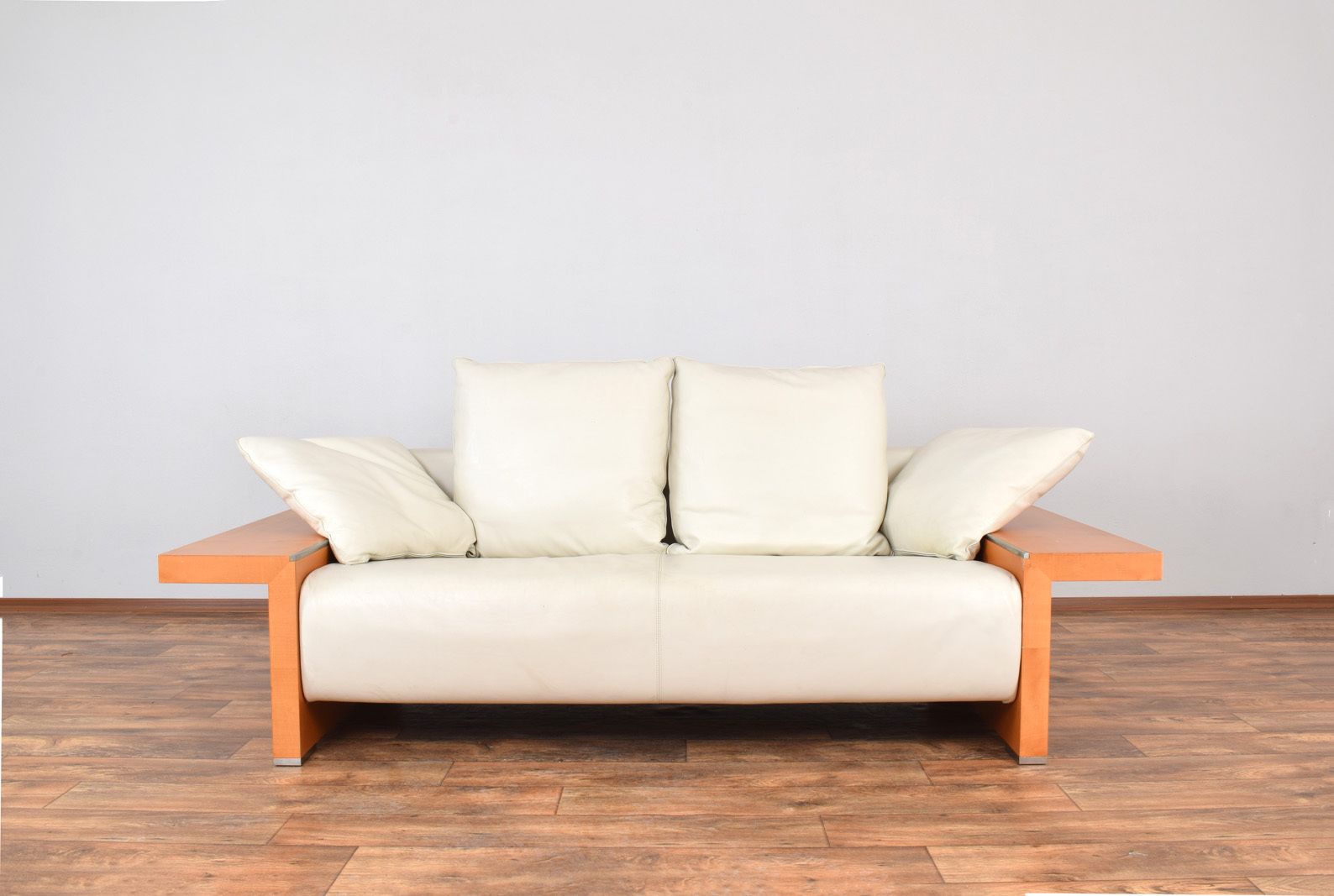 Italian Leather Sofa From Giorgetti, 1980s.