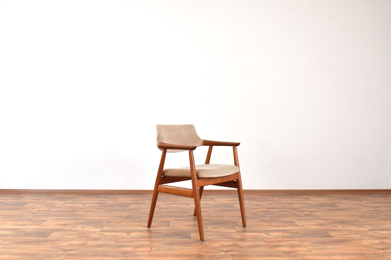 Mid Century Danish Teak Armchair By Svend åge Eriksen For Glostrup, 1960s.