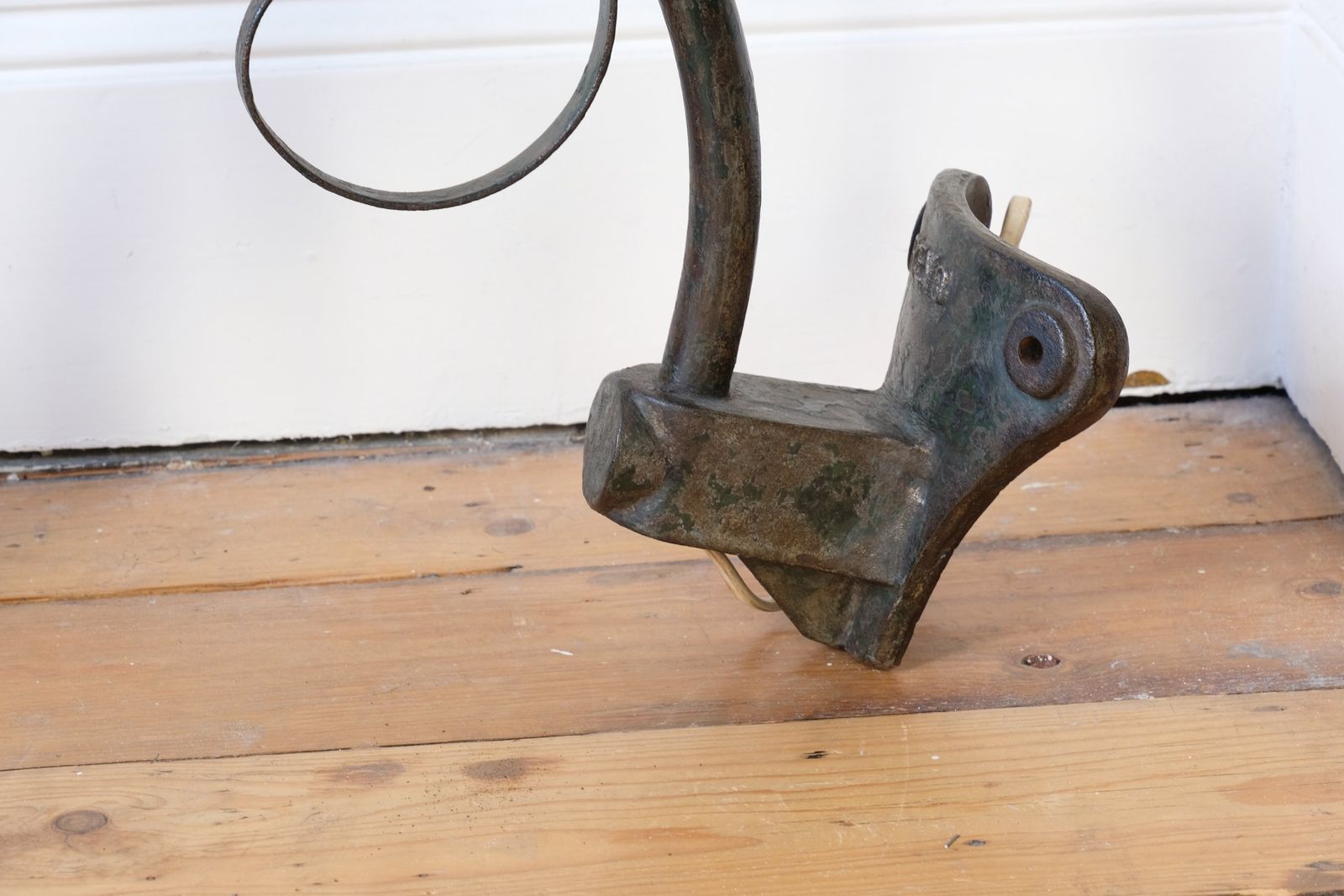 1930s Revo Of Tipton Cast Iron & Copper Swan Neck Street Lamp photo Lighting