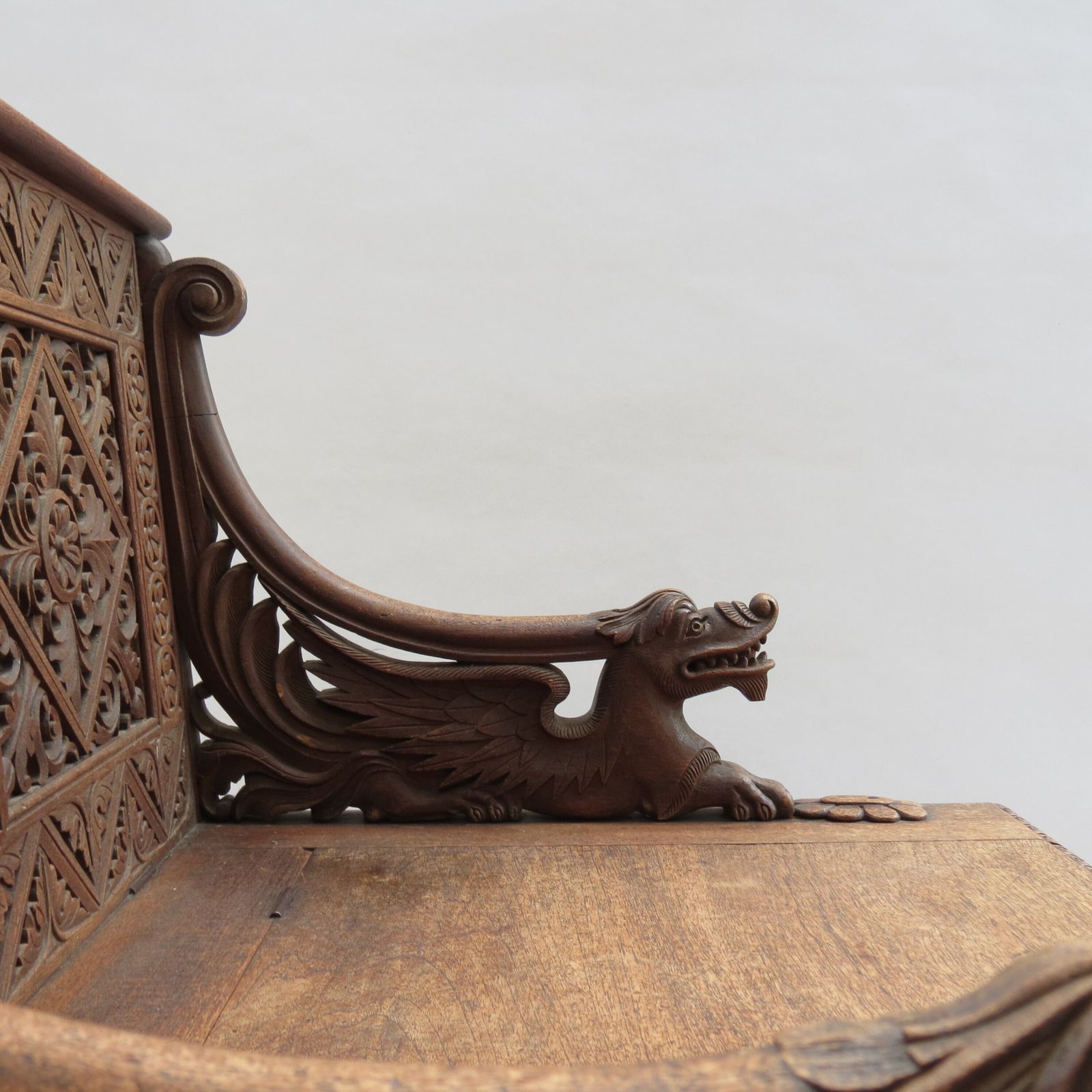 995.0 Burmese Anglo Indian Gothic Revival Carved Hall Seat Chair 1880 photo