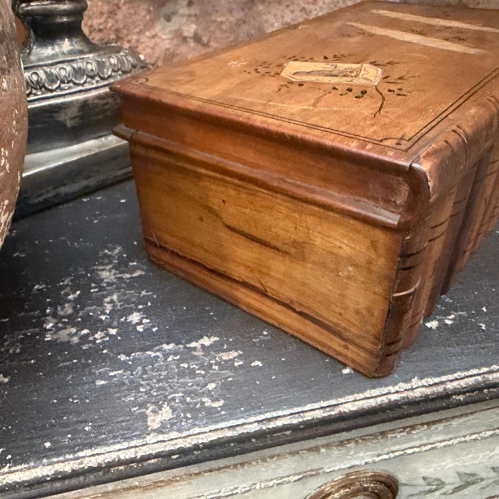 1920s Art Deco Inlaid Fruit Wood Cigar Box Form Sorrento Italy photo for sale