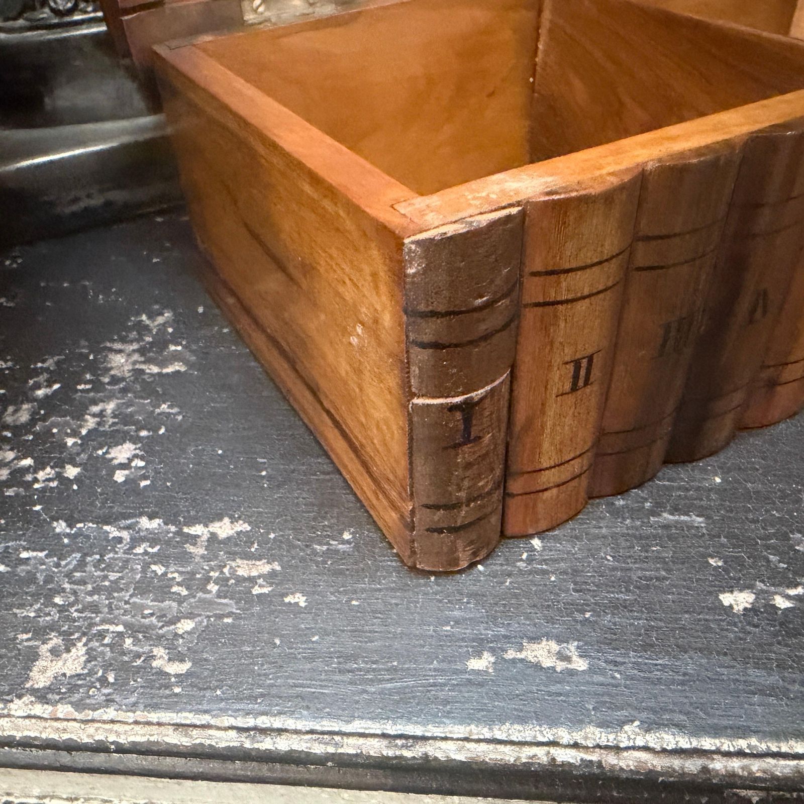 photo for sale 1920s Art Deco Inlaid Fruit Wood Cigar Box Form Sorrento Italy