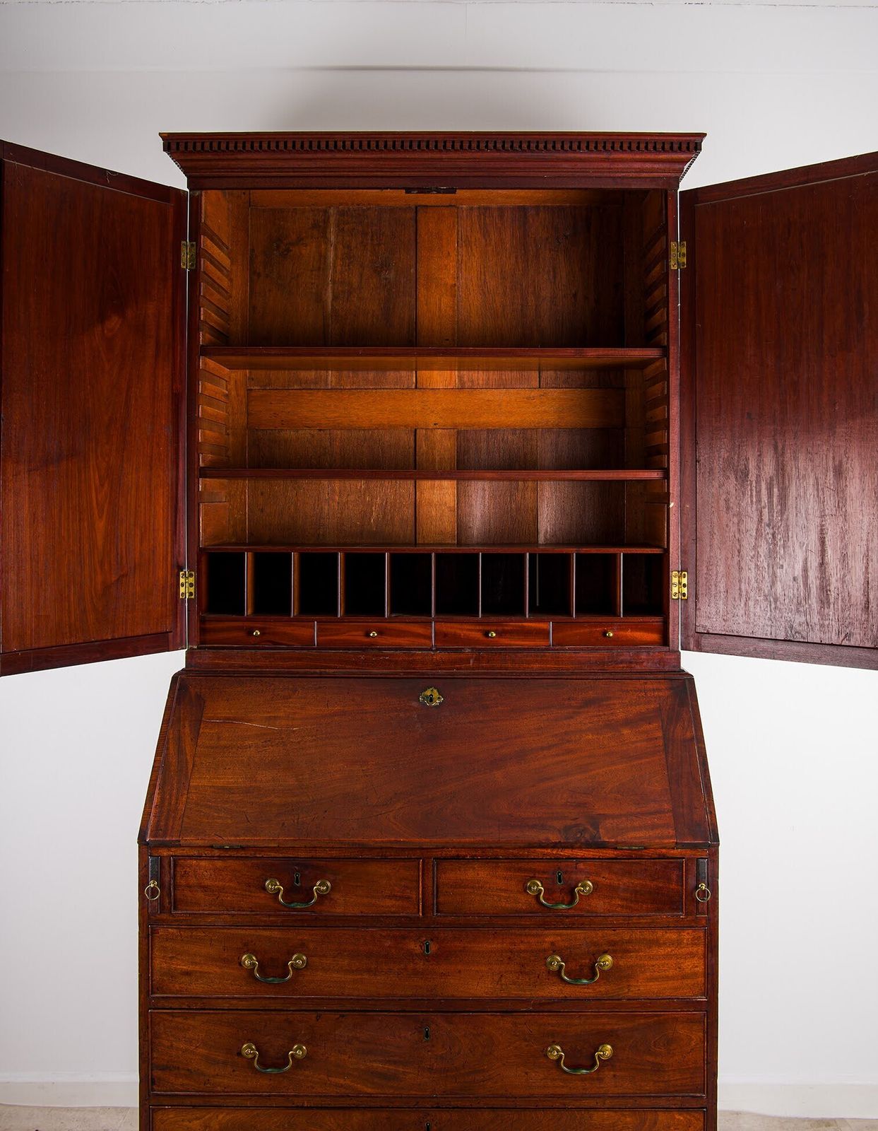 Fine George III Period English Mahogany Bureau Bookcase C.1760 photo vinterior