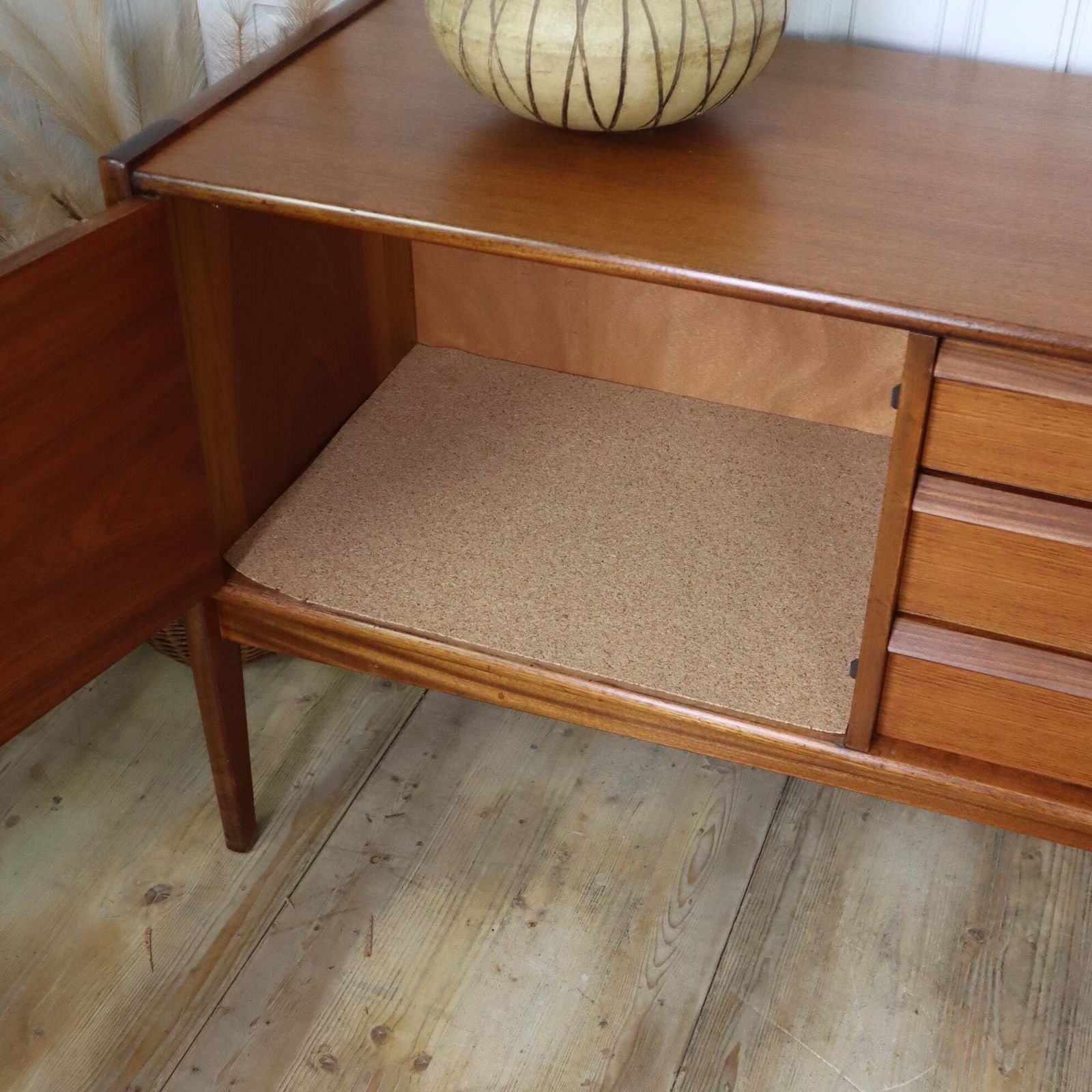 Rare Mid Century Teak 'Da Silva' Younger Sideboard photo buy