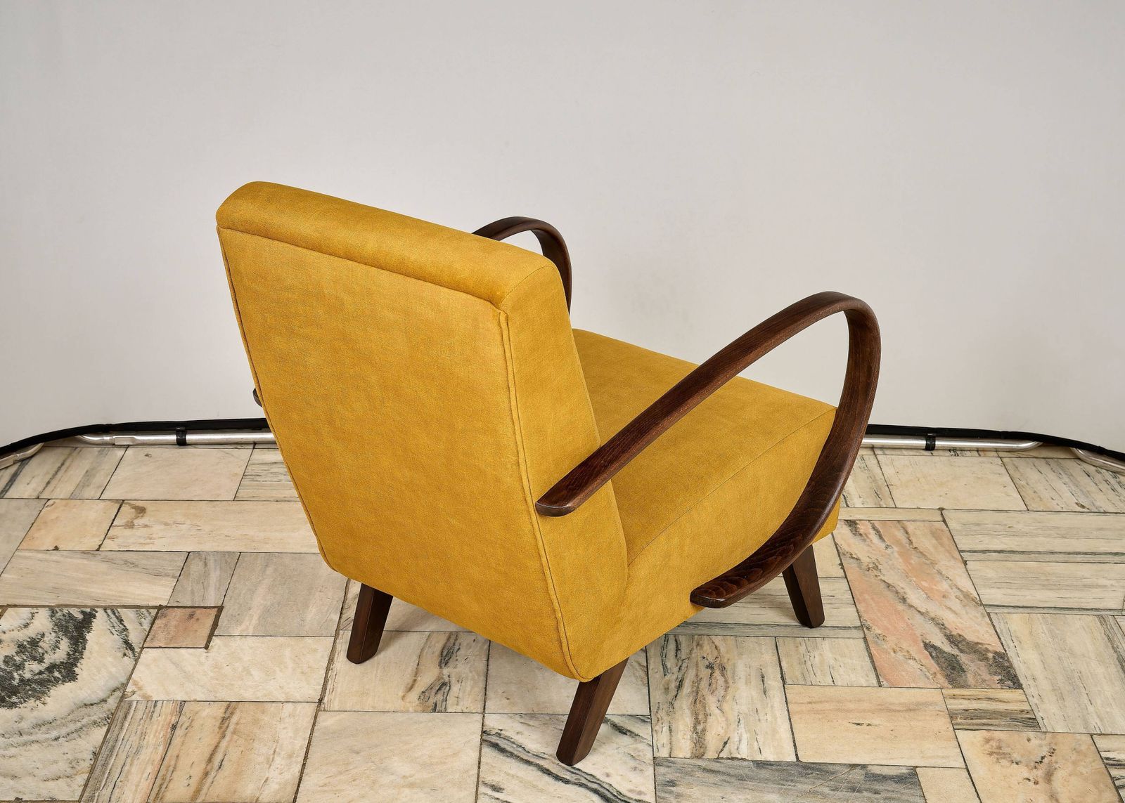 H 410 Armchair Designed By Jindrich Halabala, Czechoslovakia, photo for sale