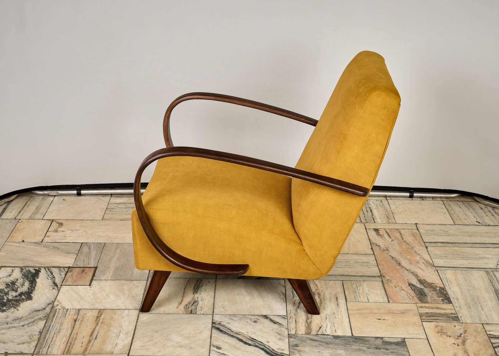 H 410 Armchair Designed By Jindrich Halabala, Czechoslovakia, photo 828.0