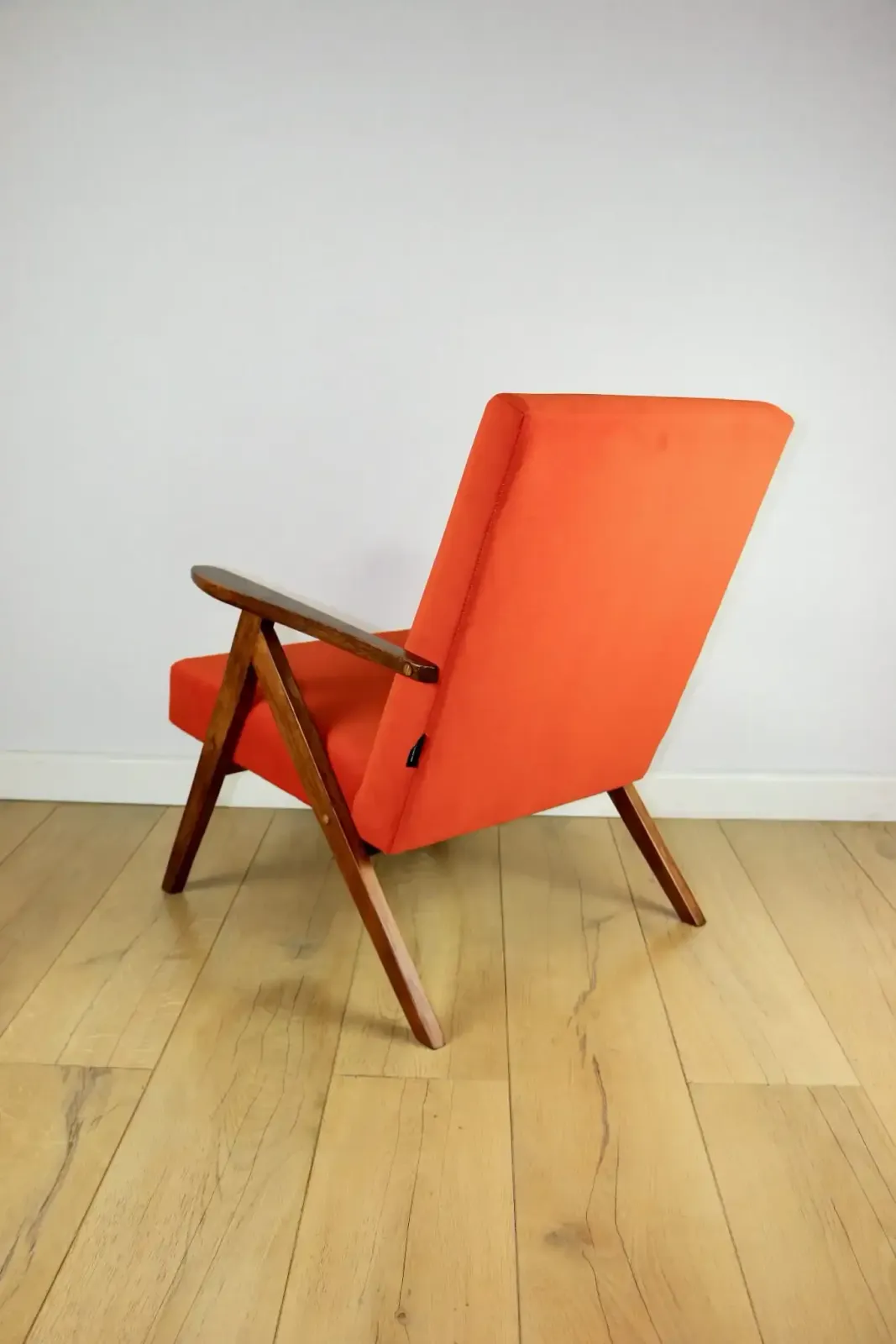 B 310 Var Armchair, Orange Structured Velvet   2 Pieces Available   Dark Wood photo vinterior