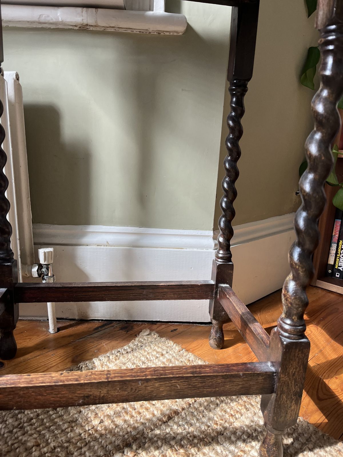 Dark Wood Antique Side Table With Scalloped Top And Barley Legs photo 55.0