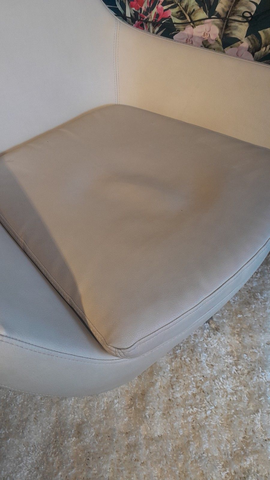 Stylish High Quality Scandinavian Cream Leather Swivel Chair By "Swedese" photo vintage