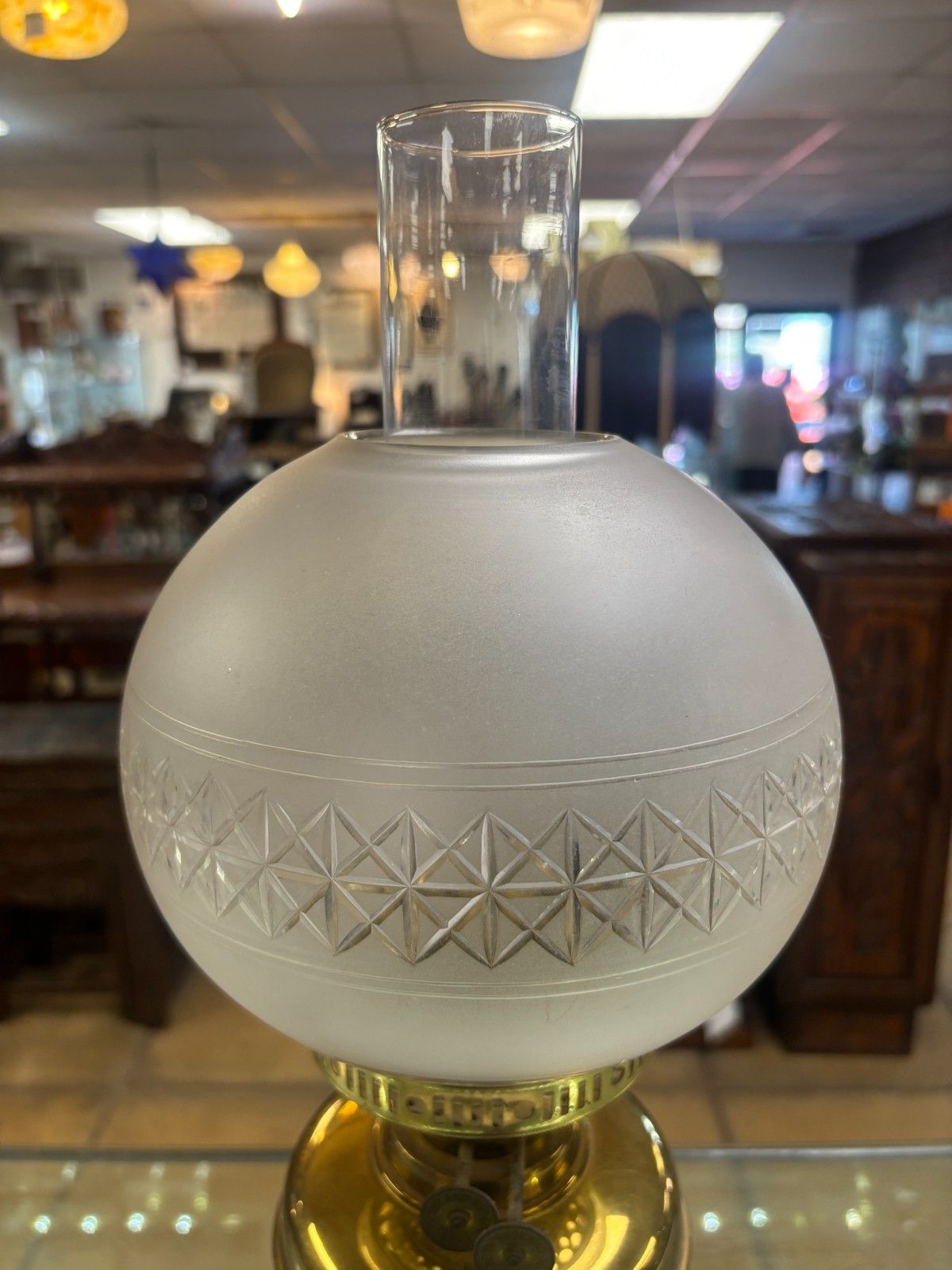 Vintage Duplex Double Wick Brass Oil Lamp With Flute & Frosted Shade photo furniture