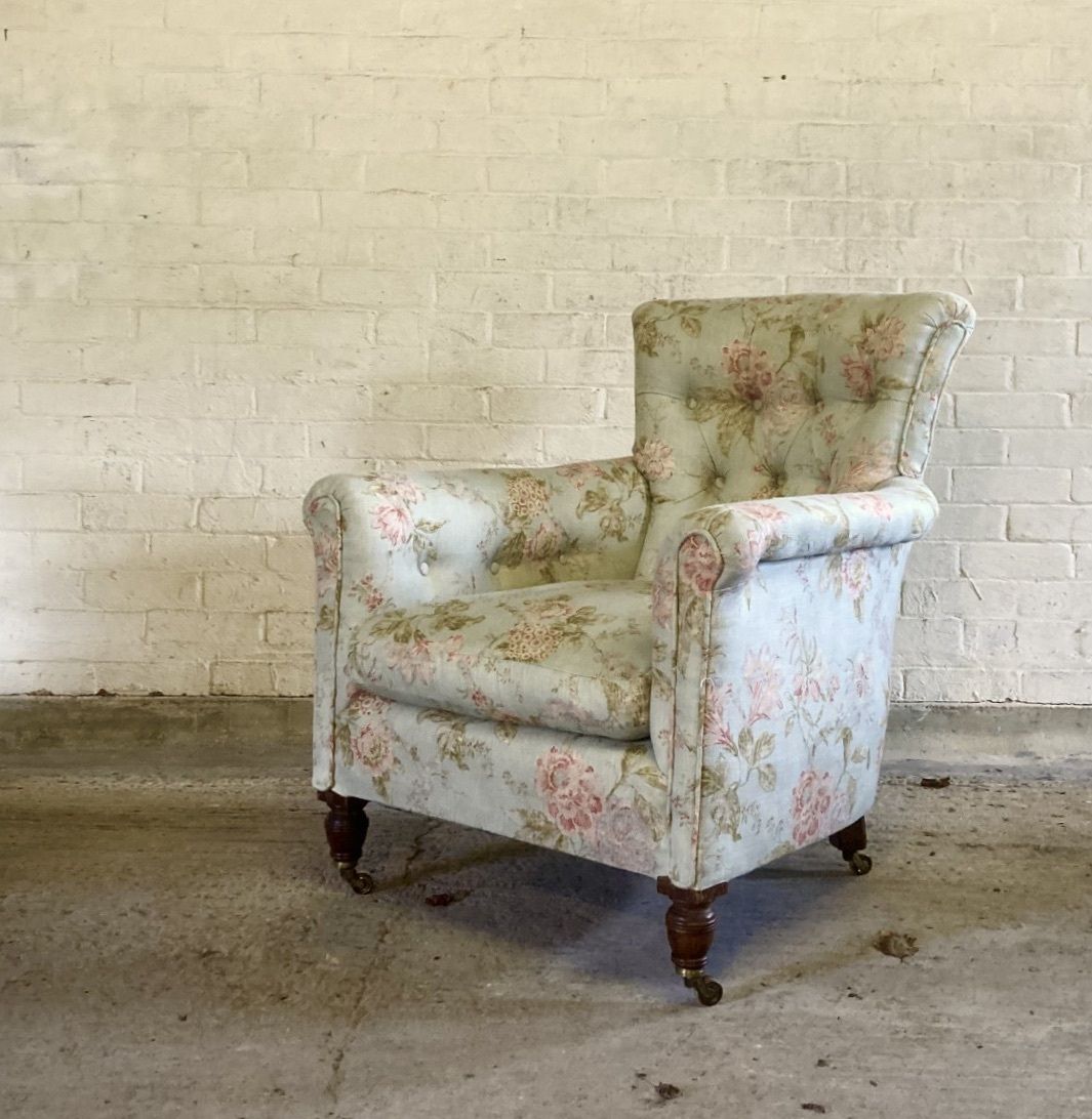 Pair Of Antique Woodstock Style Armchairs photo furniture