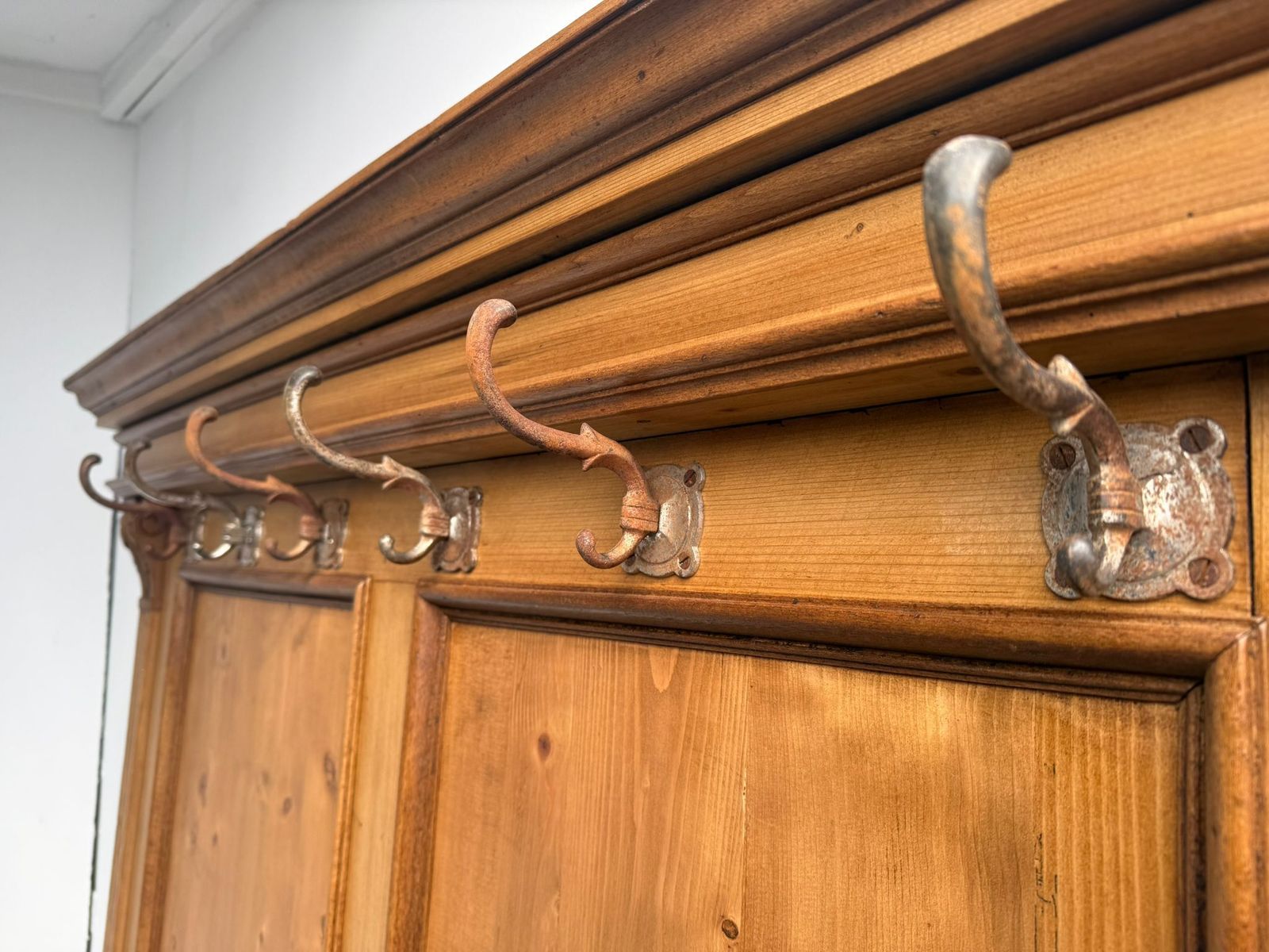 A Lovely Original Victorian Pine Hungarian Hall / Umbrella / Coat Stand photo vinterior