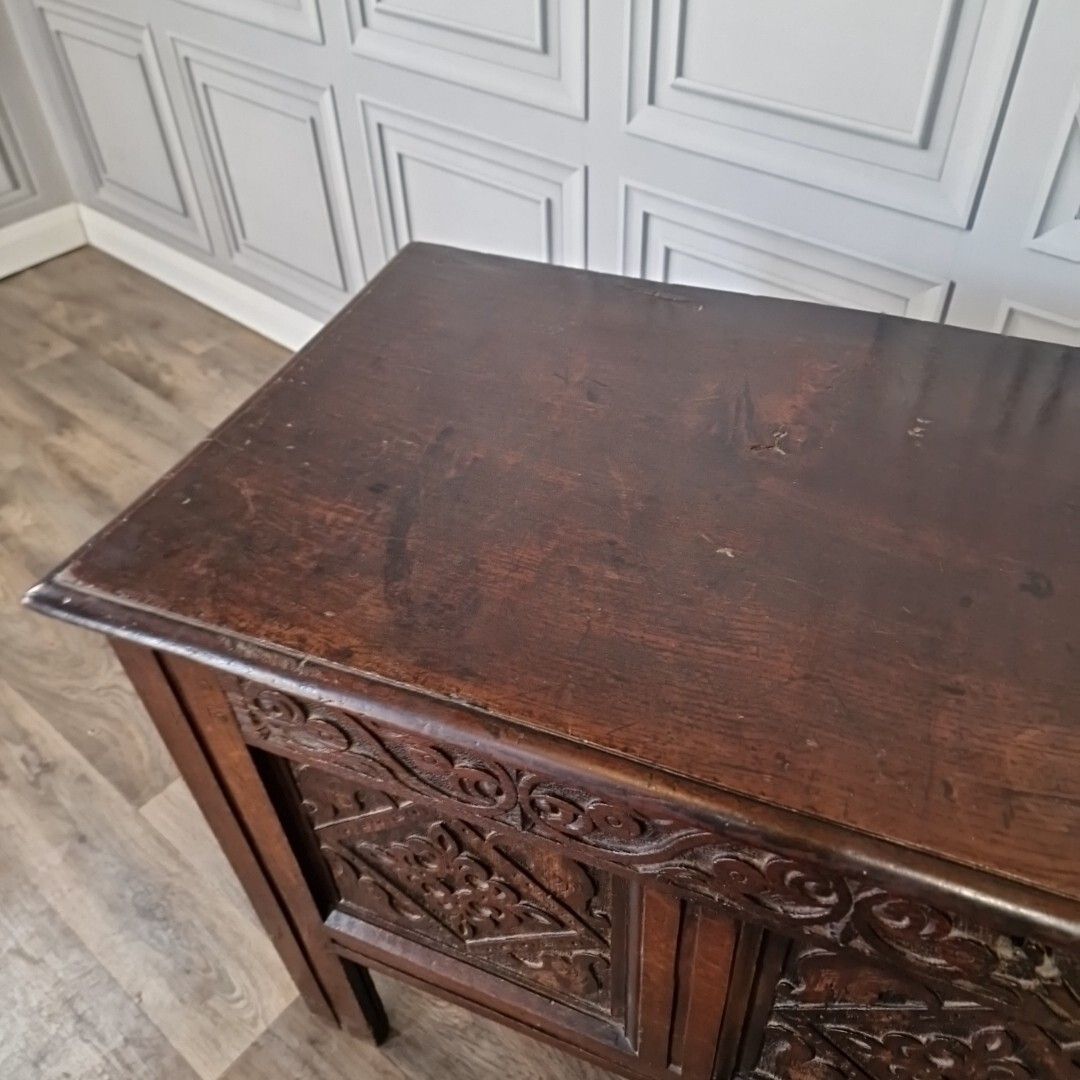 photo furniture Antique Wooden Coffer Mule Chest Carved Panel Blanket Box Trunk Jacobean Style