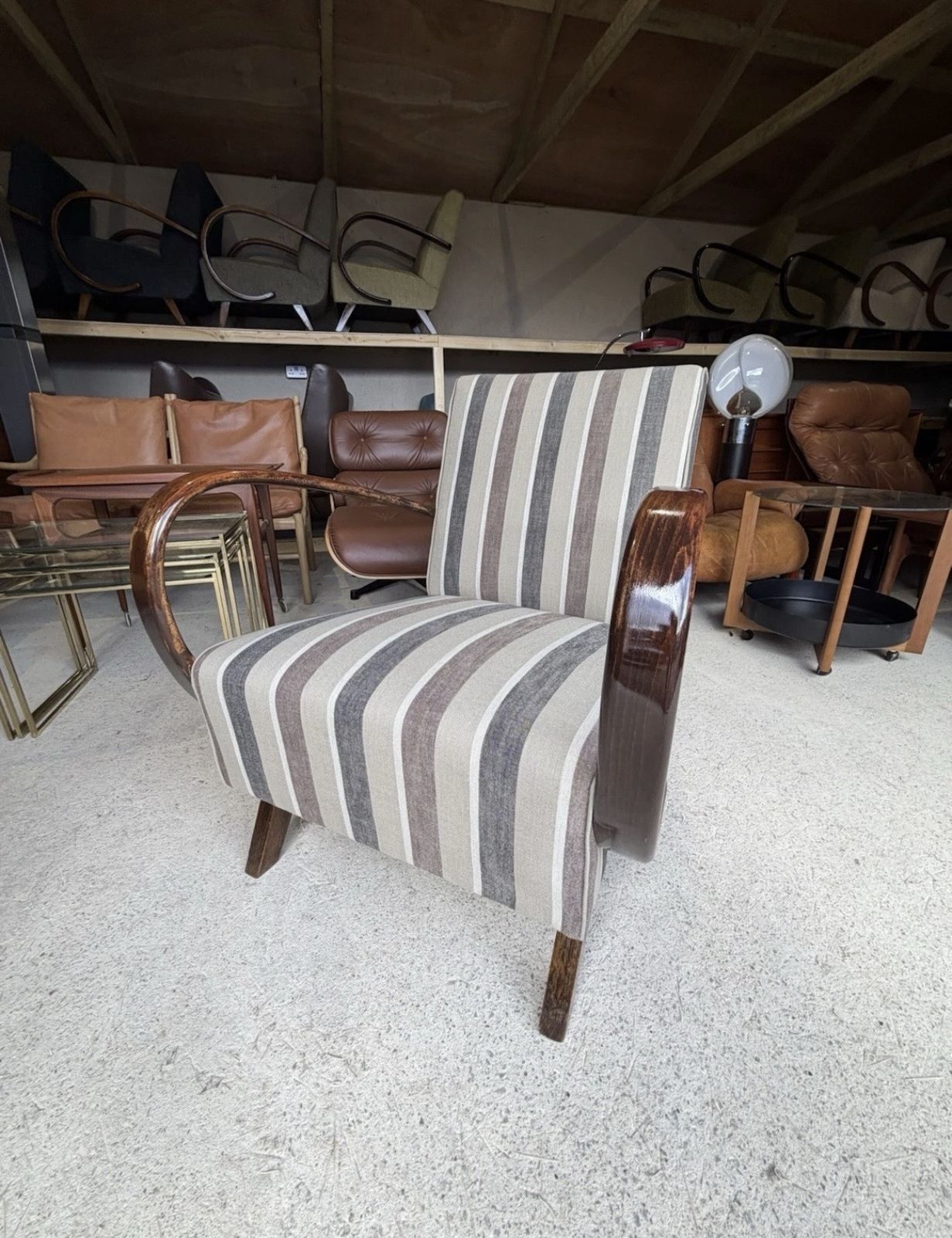 Jindrich Halabala Bentwood Armchair Art Deco Style photo vinterior