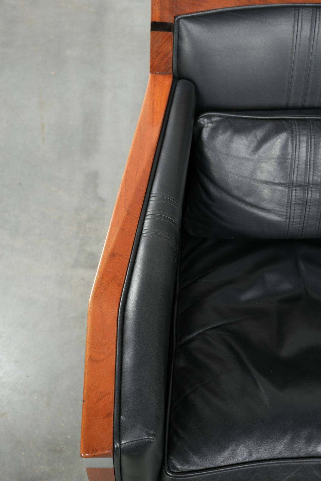 Set Van 2 Art Deco Fauteuils Uit De Decoforma Serie Van Schuitema, Zwart Leer, Goede Staat photo buy