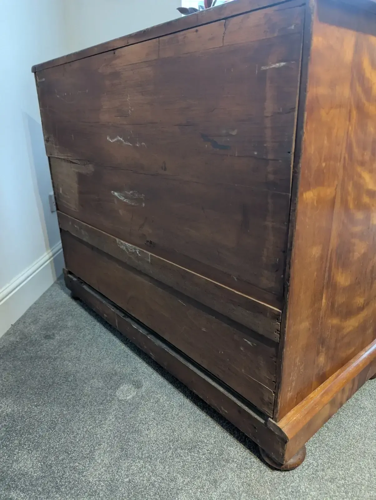 Victorian 19th Century Satin Birch Chest Of Drawers. photo vintage