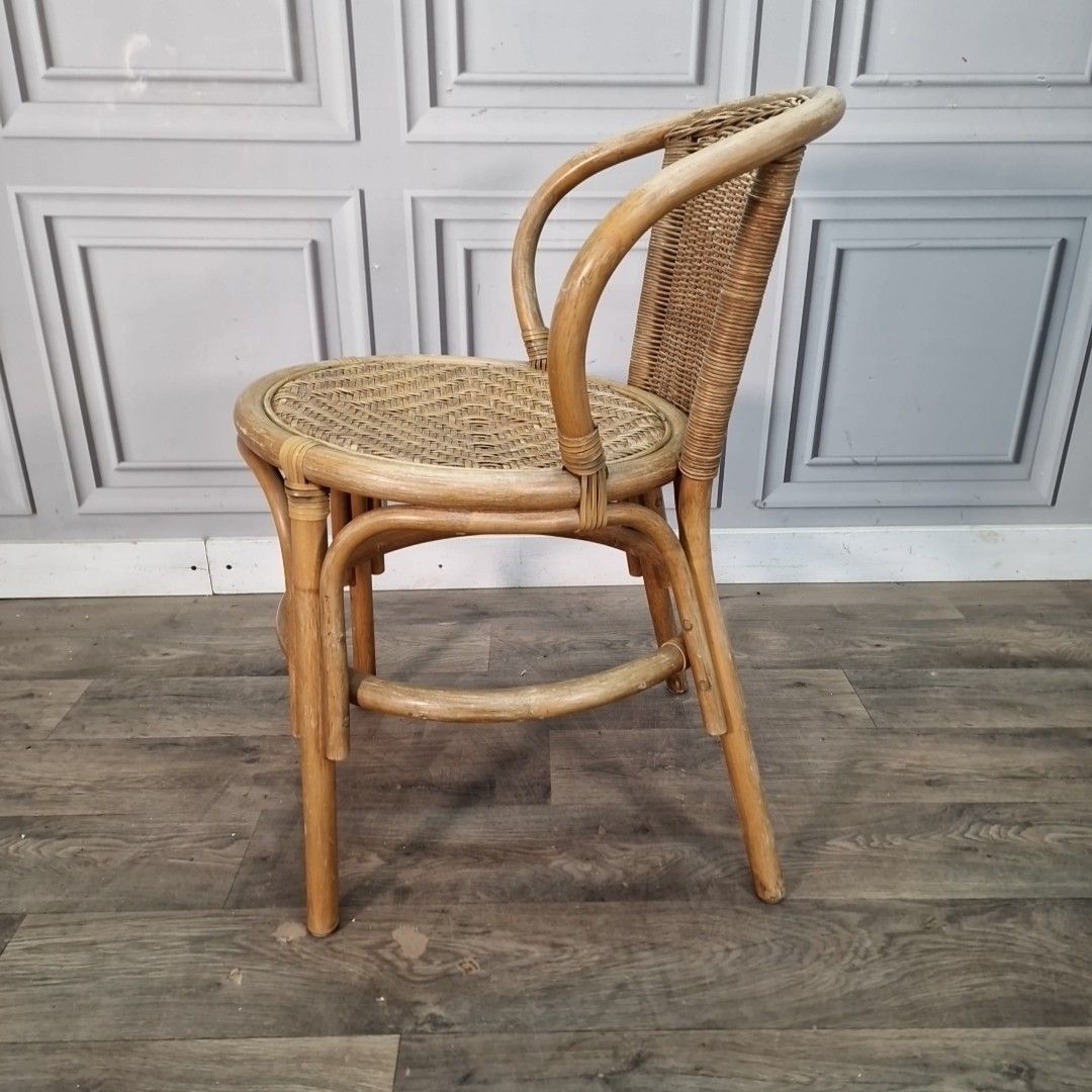photo vinterior Vintage Rattan Wicker Chair Small Childs Bamboo Tub Style Seat Display Retro