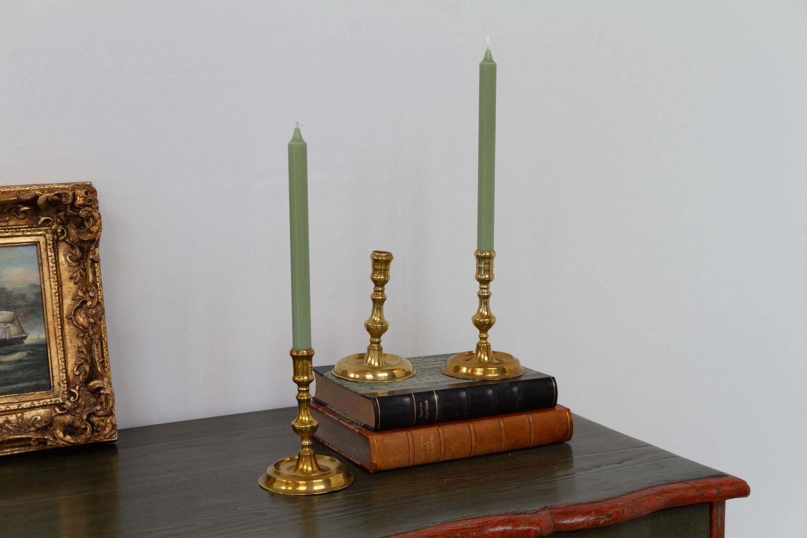 666.0 Antique Danish "Næstved" Brass Candlesticks Circa 1780. Set Of 3. photo