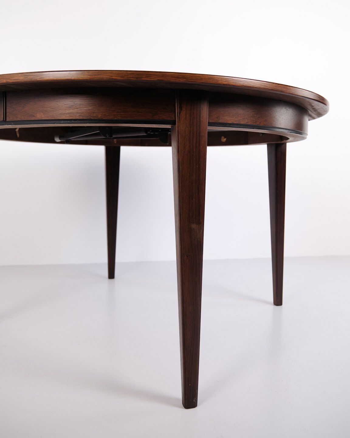 Round Dining Table Model 55 By Omann Jun In Rosewood With Extension Leaves, Danish Design photo vinterior