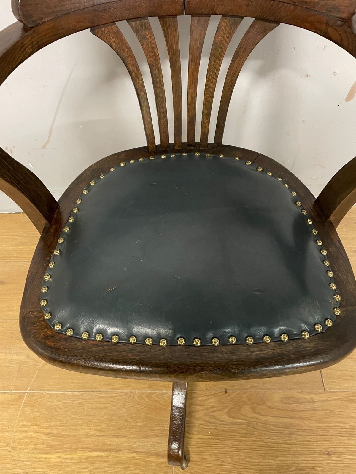 Edwardian Oak Revolving Desk Chair photo for sale